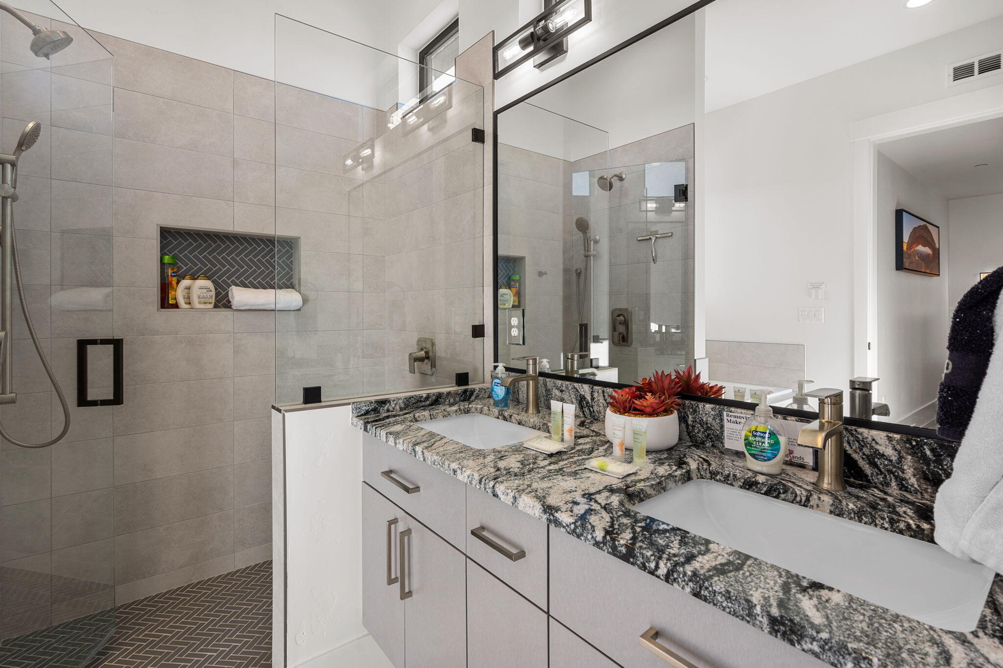 DIXIE SPRINGS - Residential