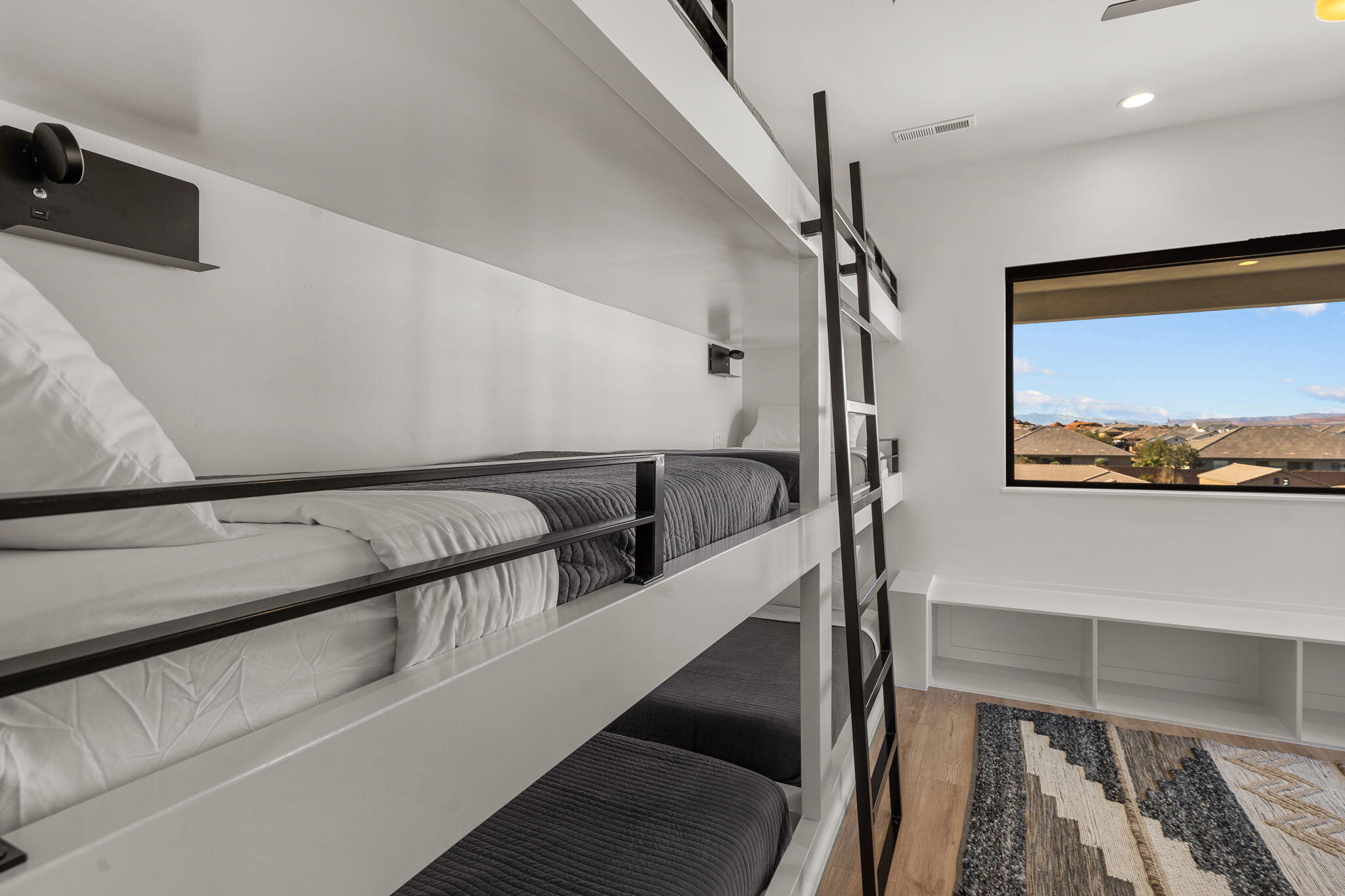 DIXIE SPRINGS - Residential