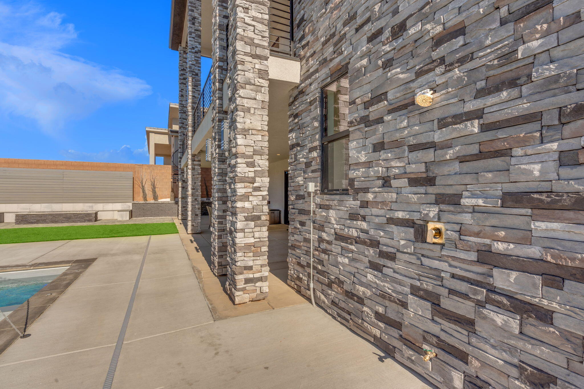 DIXIE SPRINGS - Residential