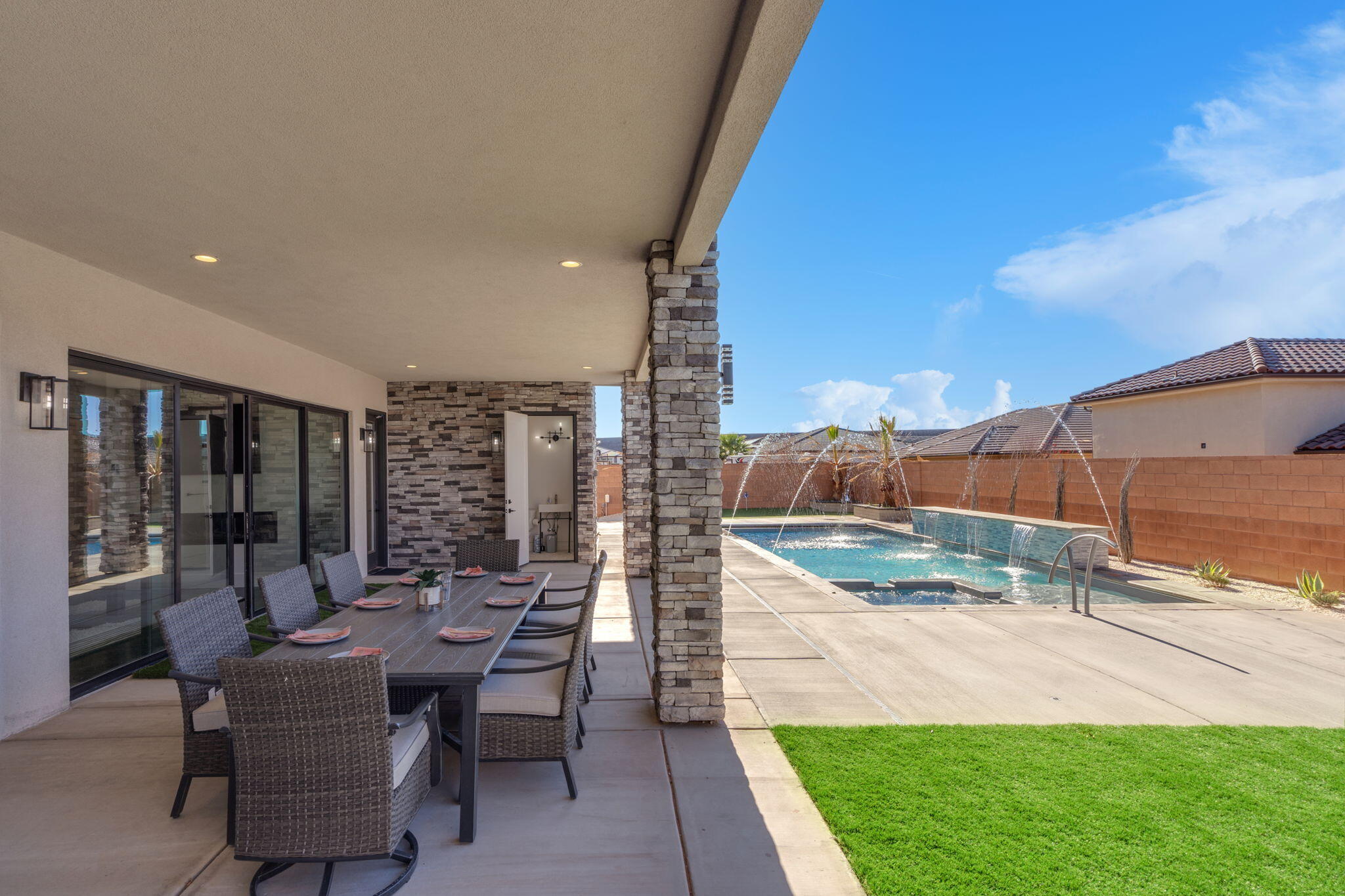 DIXIE SPRINGS - Residential