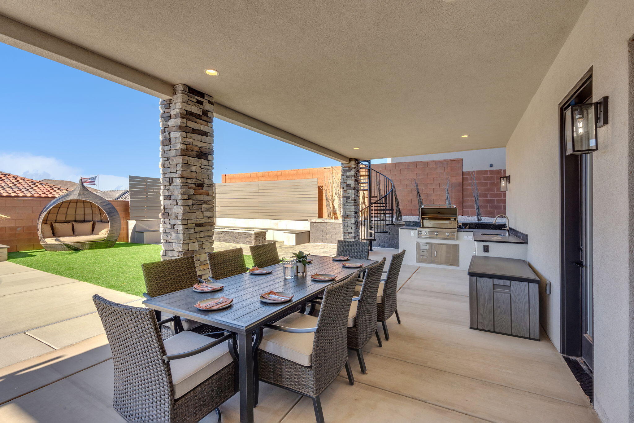 DIXIE SPRINGS - Residential