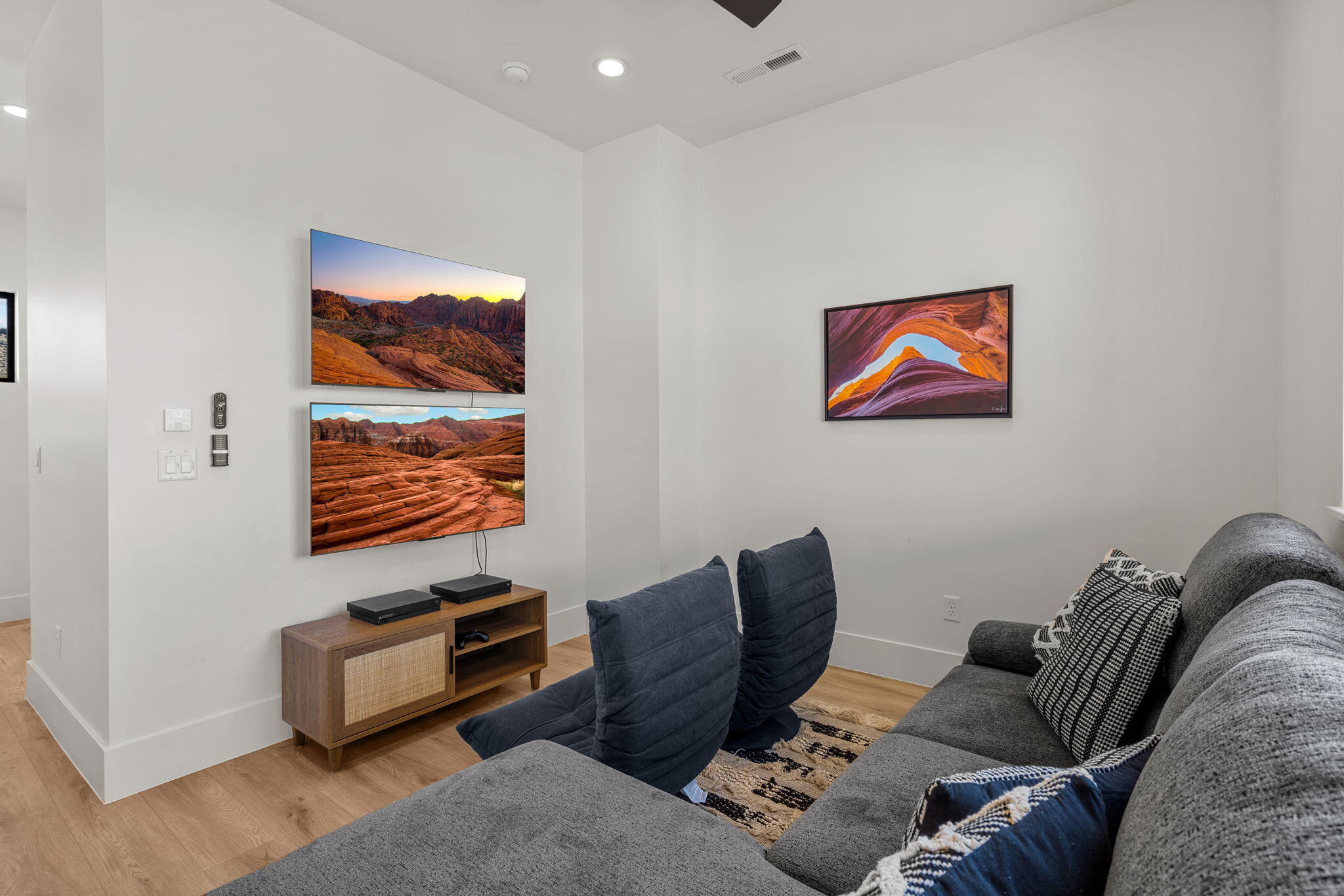 DIXIE SPRINGS - Residential