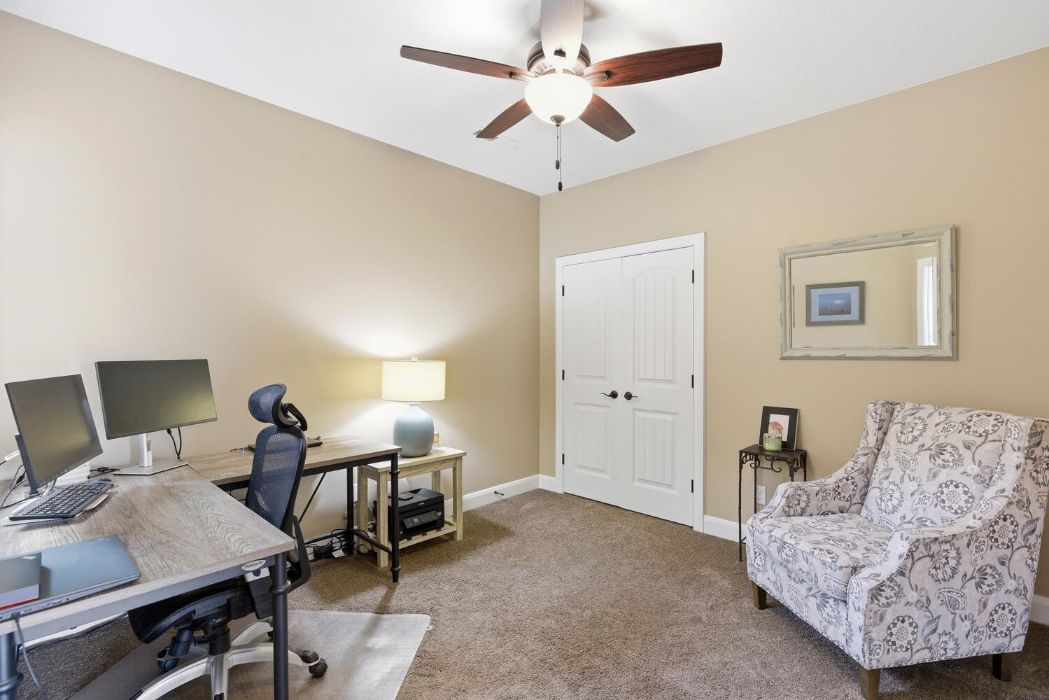 FROG HOLLOW - Residential