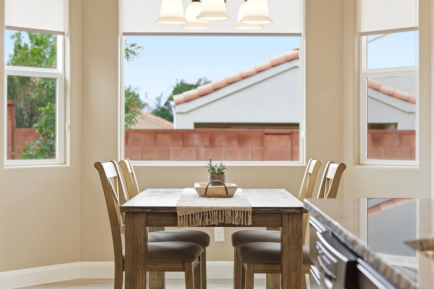 FROG HOLLOW - Residential