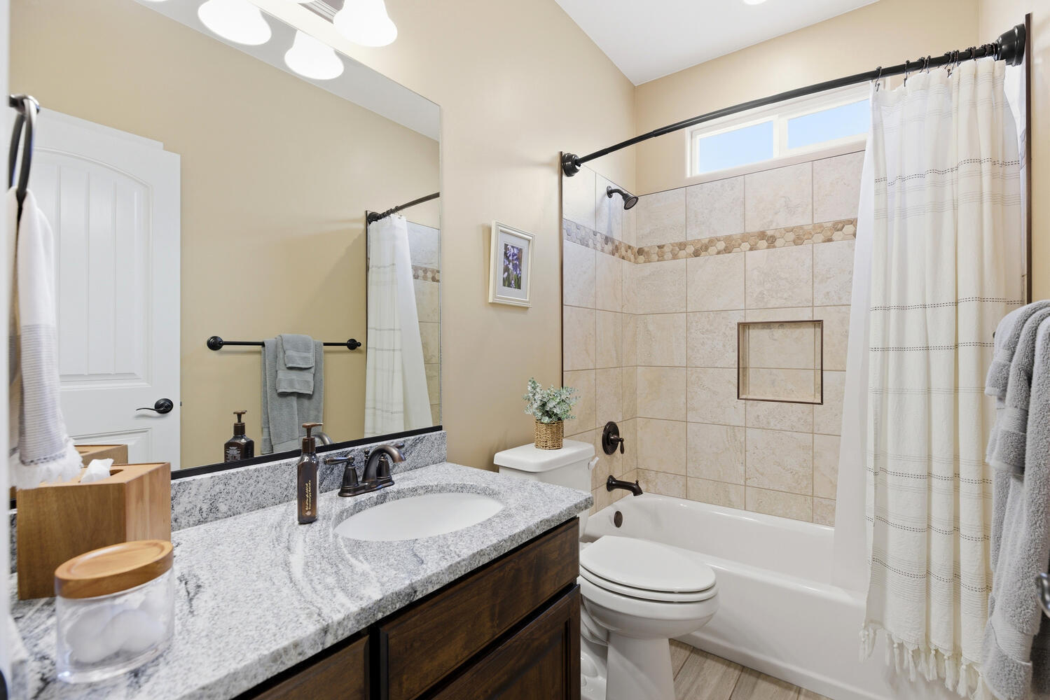 FROG HOLLOW - Residential