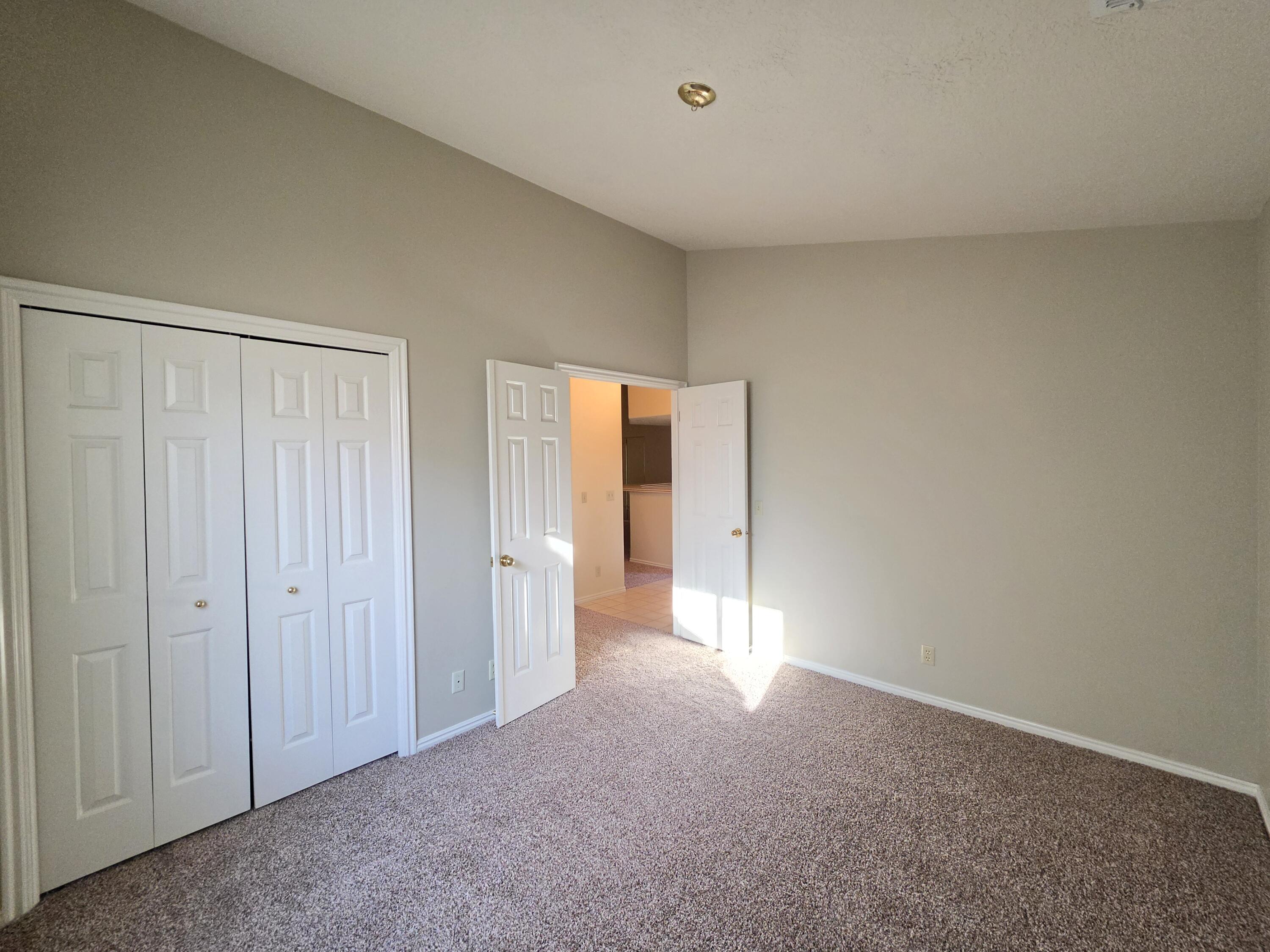 WILLOW RUN RESORT CONDOS - Residential