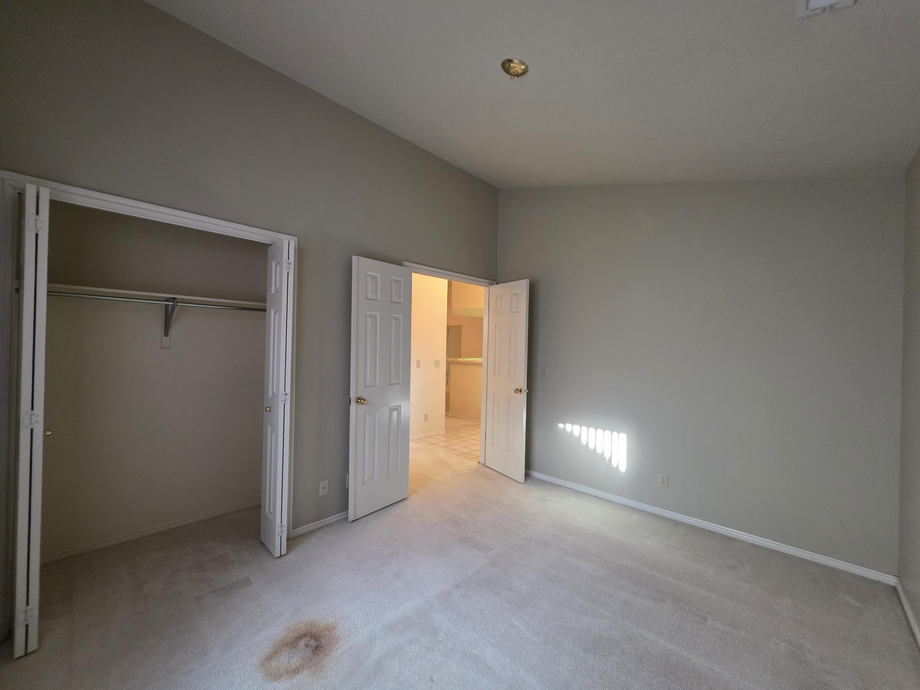 WILLOW RUN RESORT CONDOS - Residential