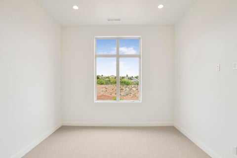 Tiny photo for 996 Manen ST, Washington, UT 84780 (MLS # 26-273592)