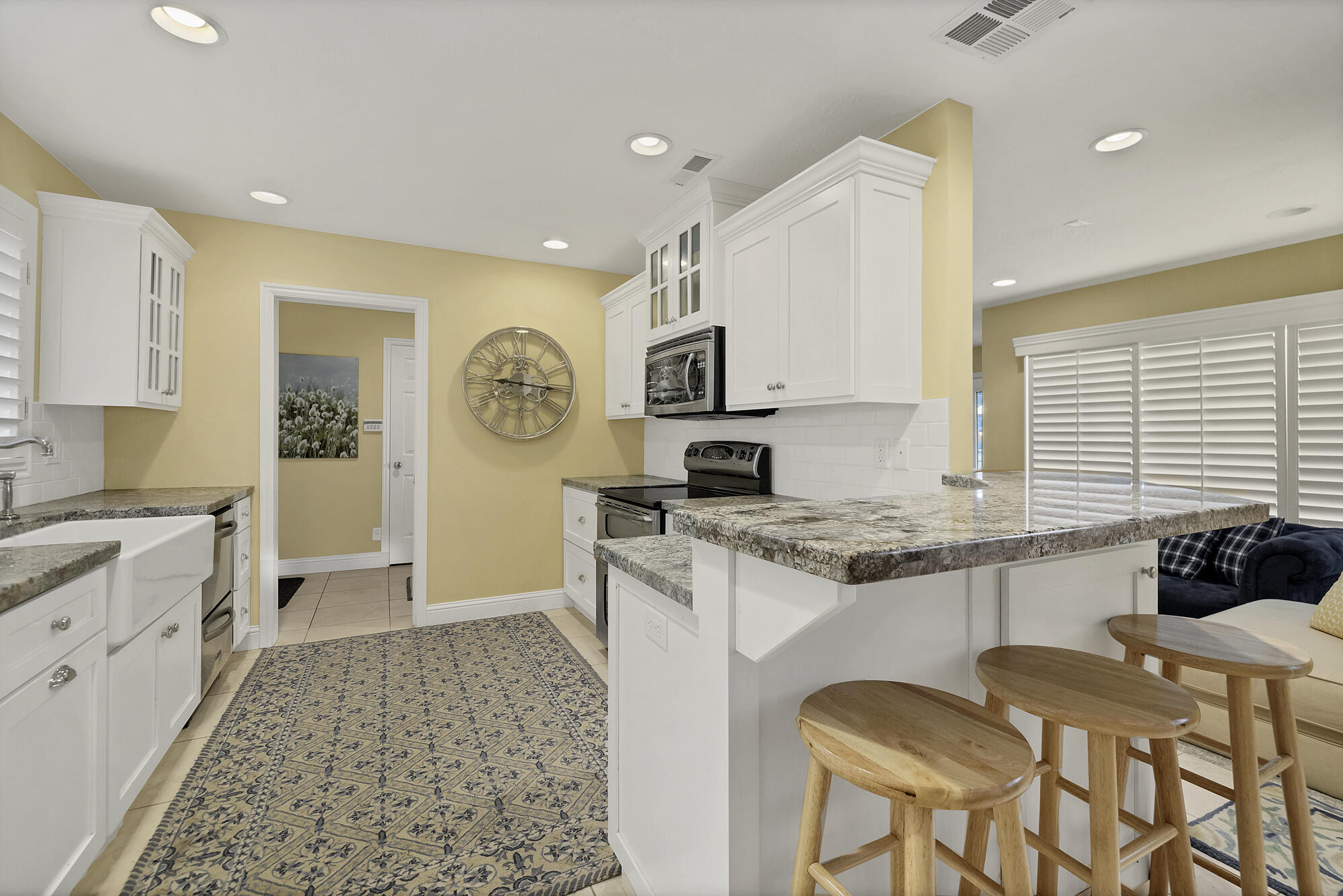 LAS PALMAS RESORT CONDOS - Residential