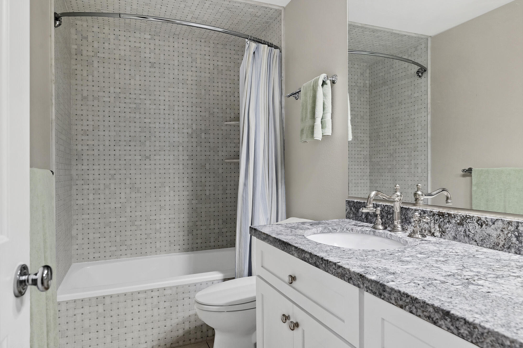 LAS PALMAS RESORT CONDOS - Residential