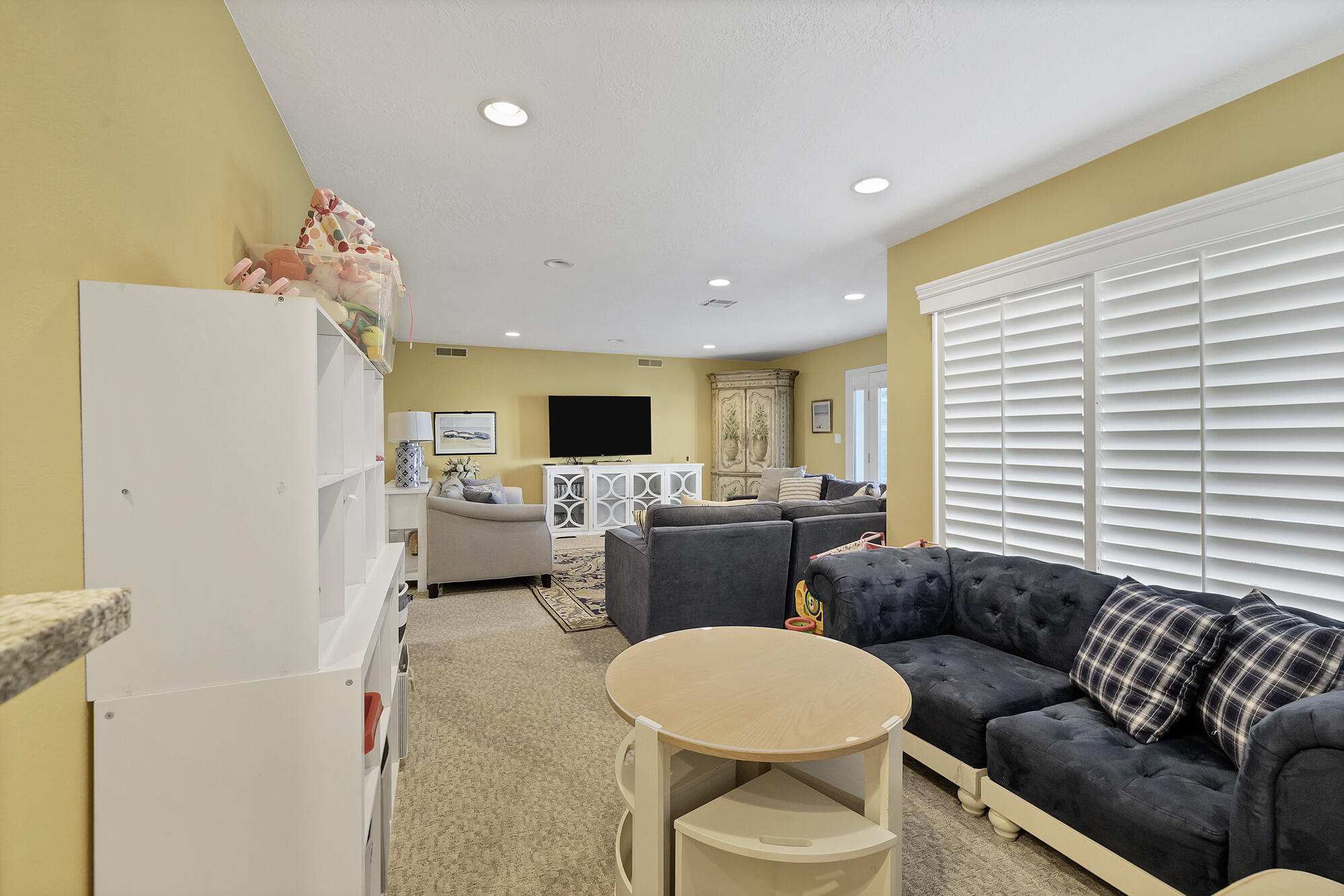 LAS PALMAS RESORT CONDOS - Residential