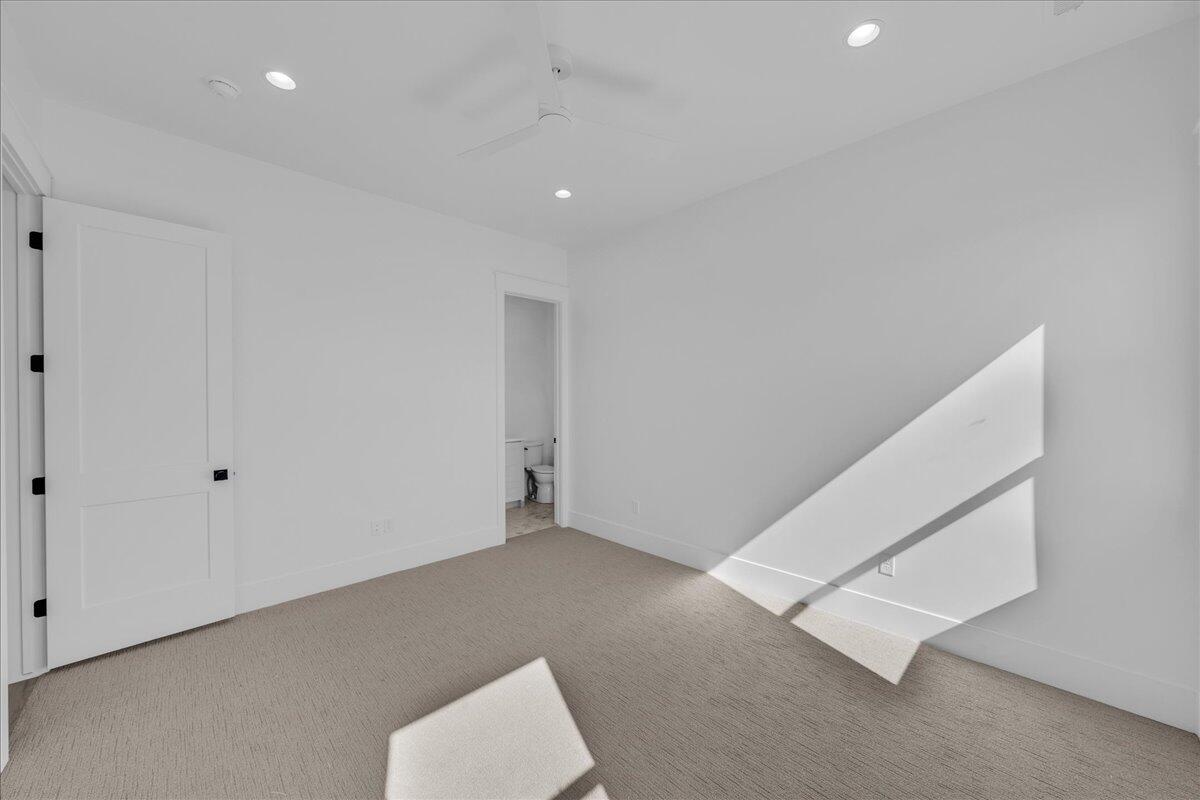 QUEENSRIDGE - Residential