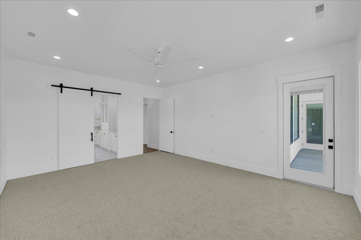 QUEENSRIDGE - Residential