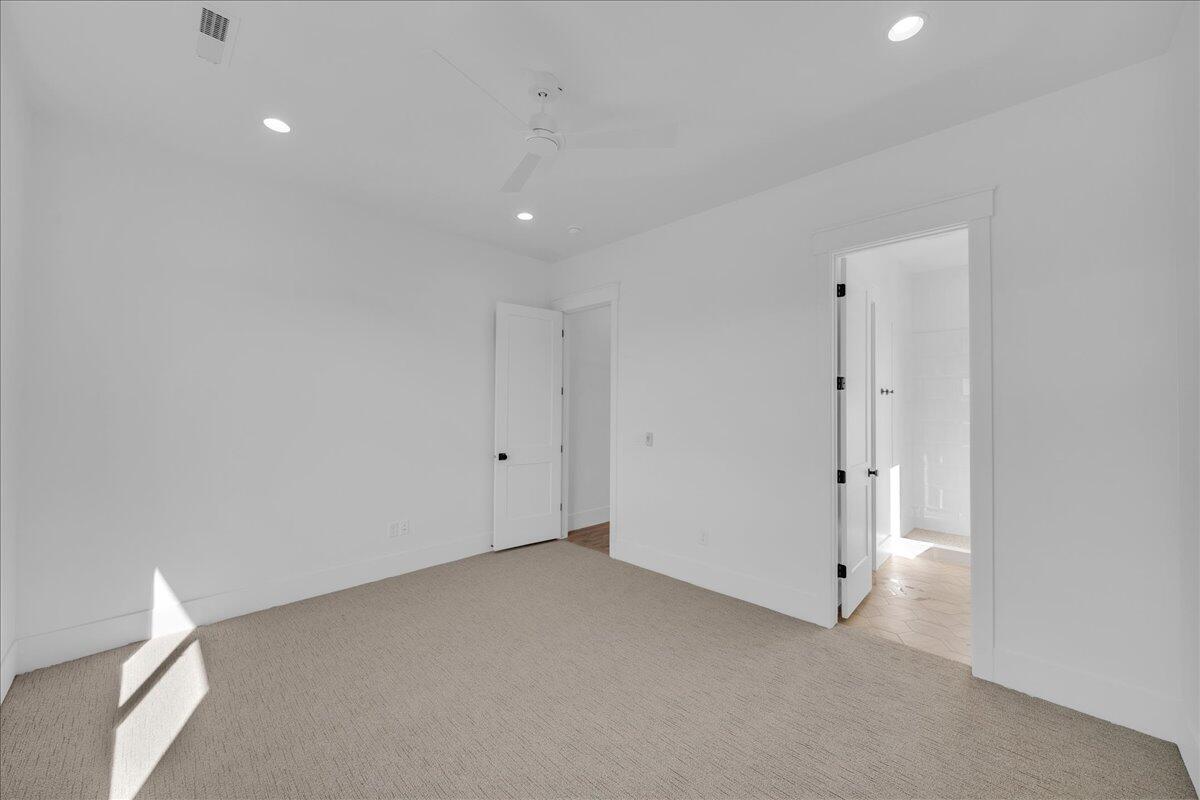 QUEENSRIDGE - Residential