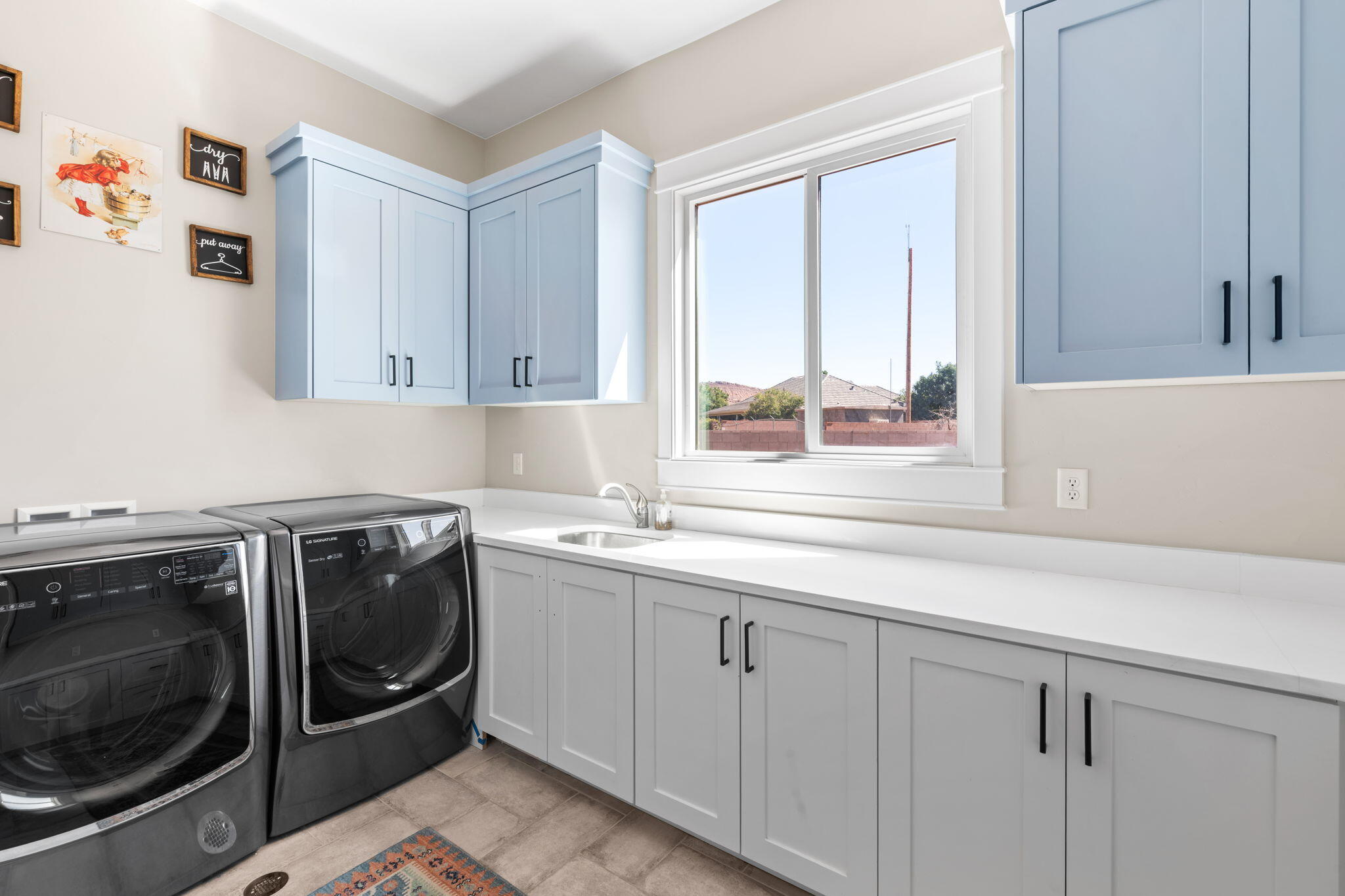 SOUTHERN VISTAS - Residential