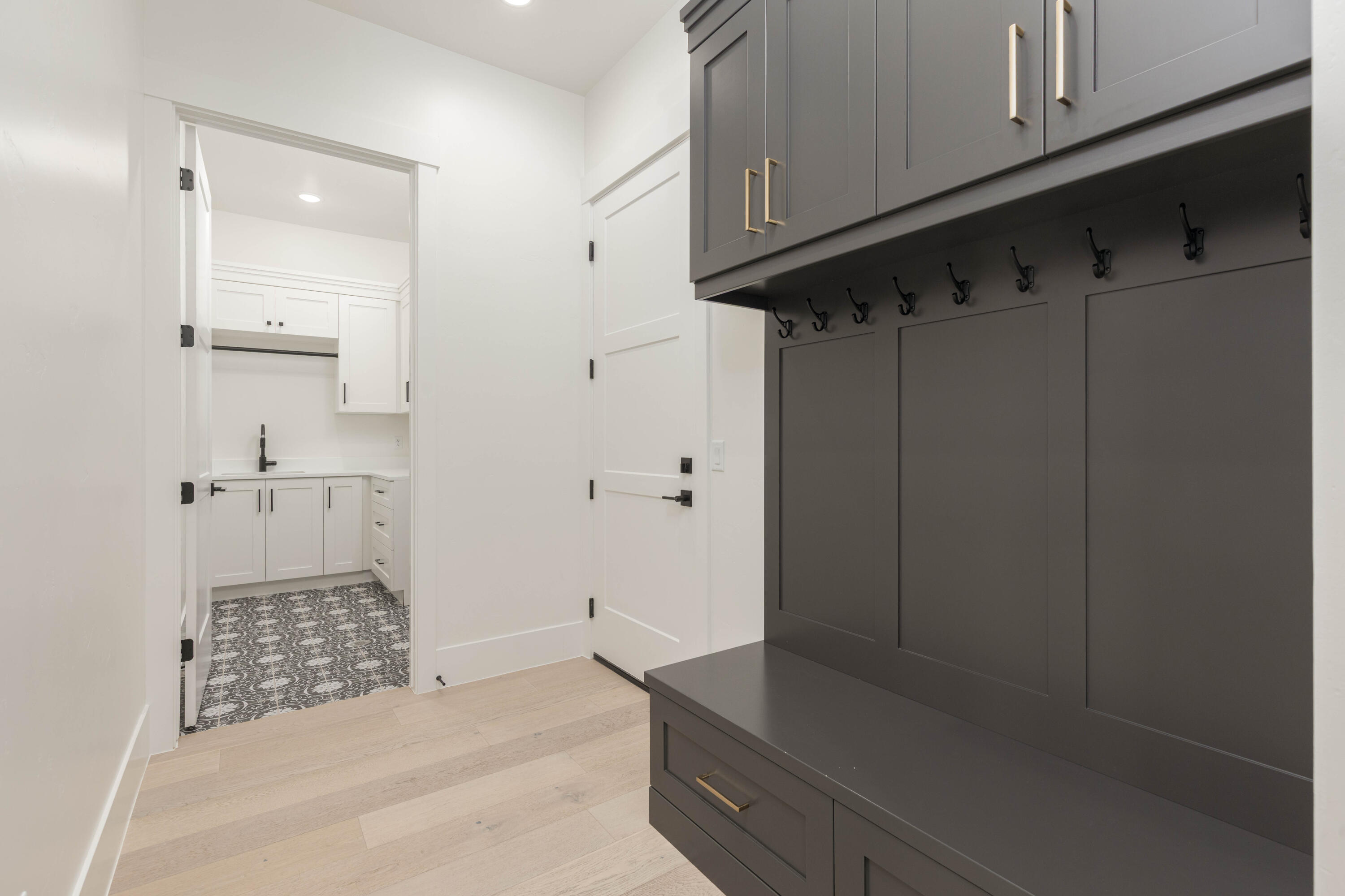 DESERT HORIZON - Residential