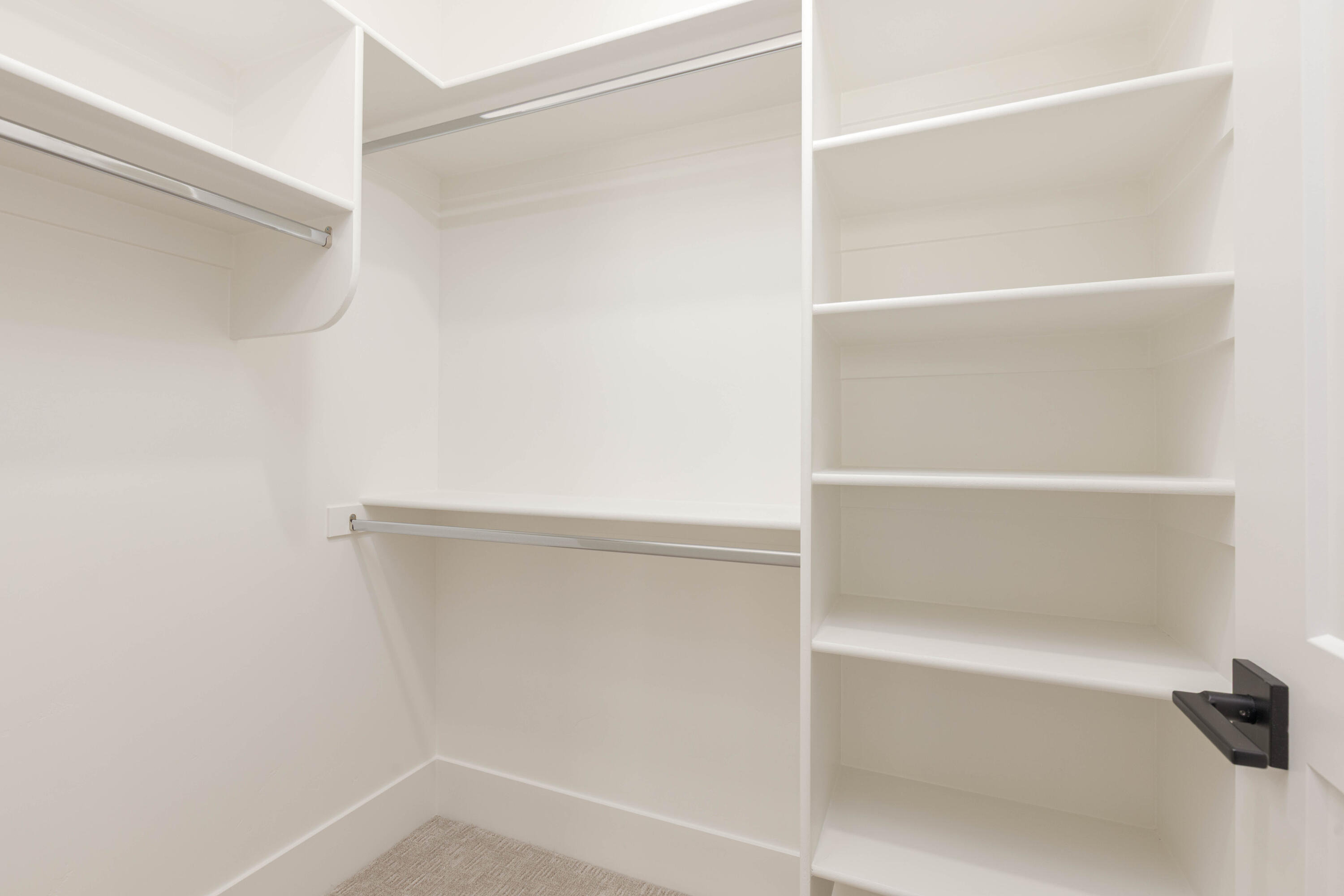 DESERT HORIZON - Residential