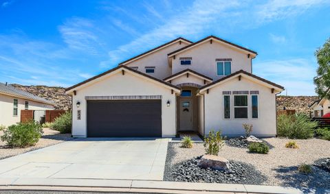 Photo of 834 N Pleasant Valley LN, Washington, UT 84780 (MLS # 26-268106)