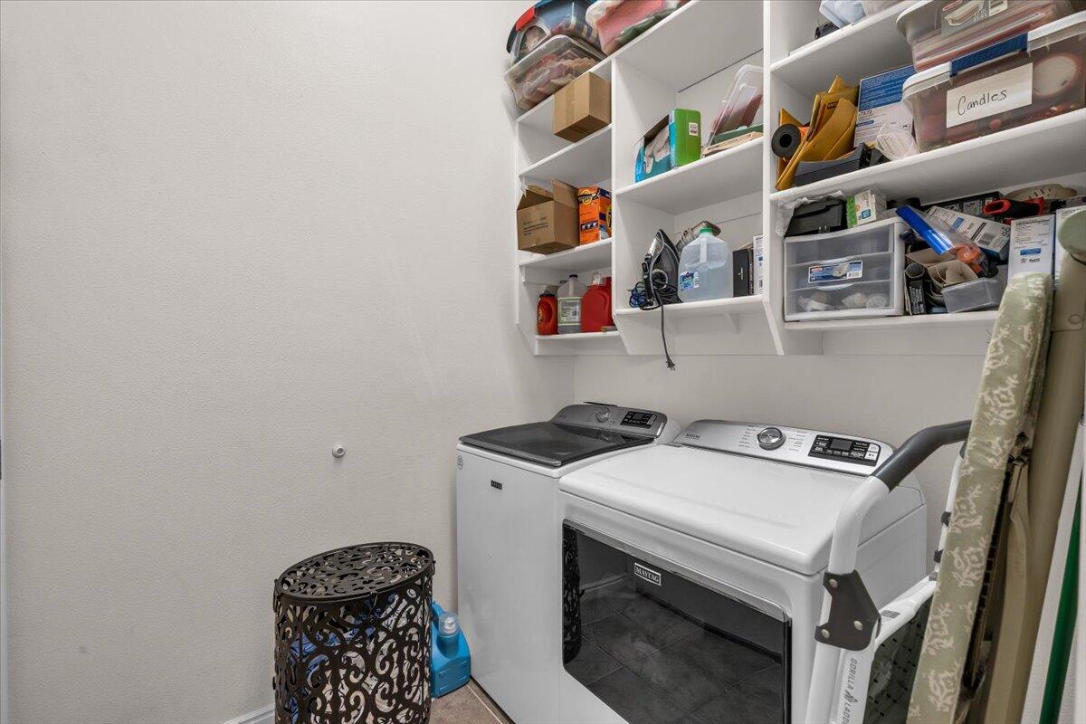 MCARTHUR HEIGHTS - Residential