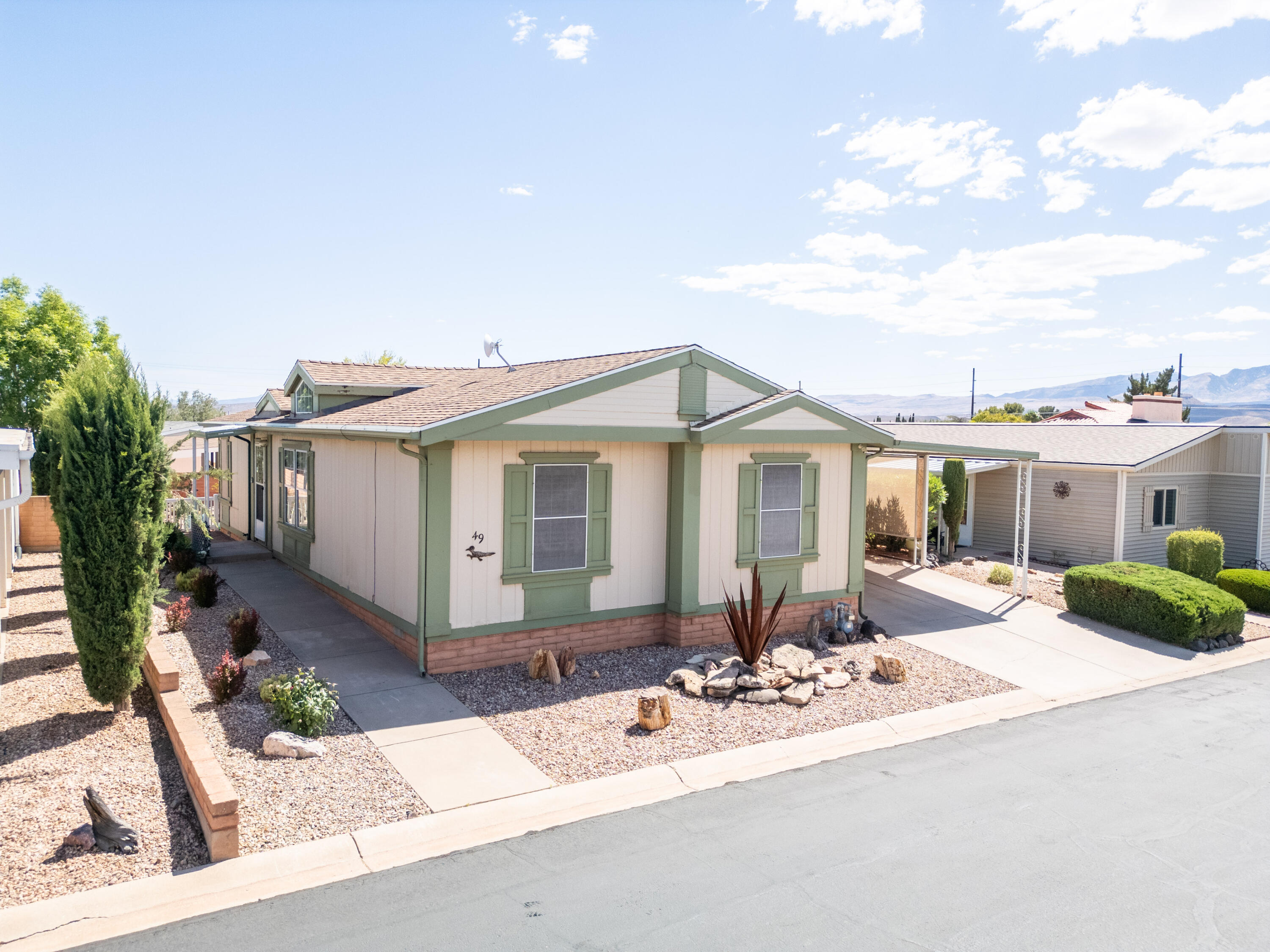 RAINBOW RIDGE MOBILE HOME PARK - Residential