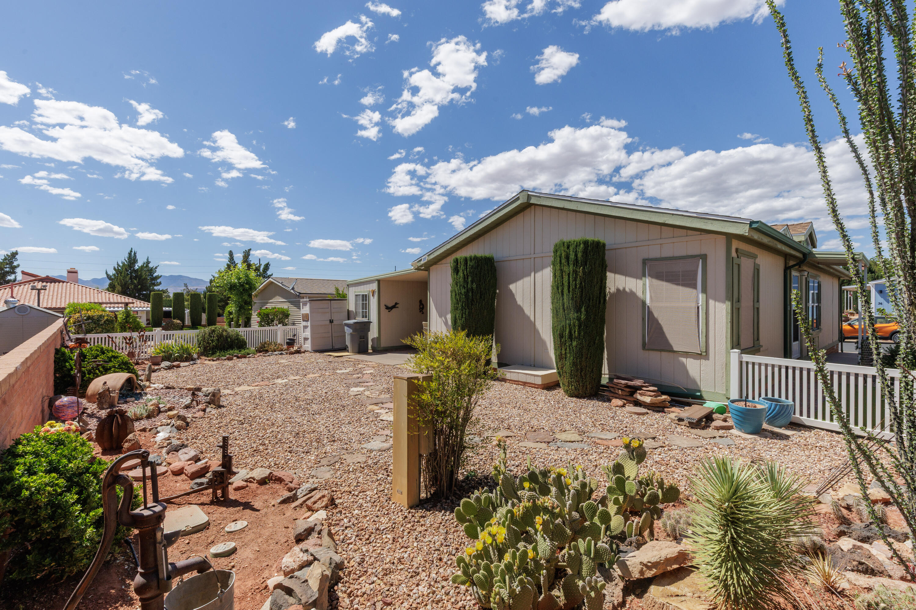 RAINBOW RIDGE MOBILE HOME PARK - Residential