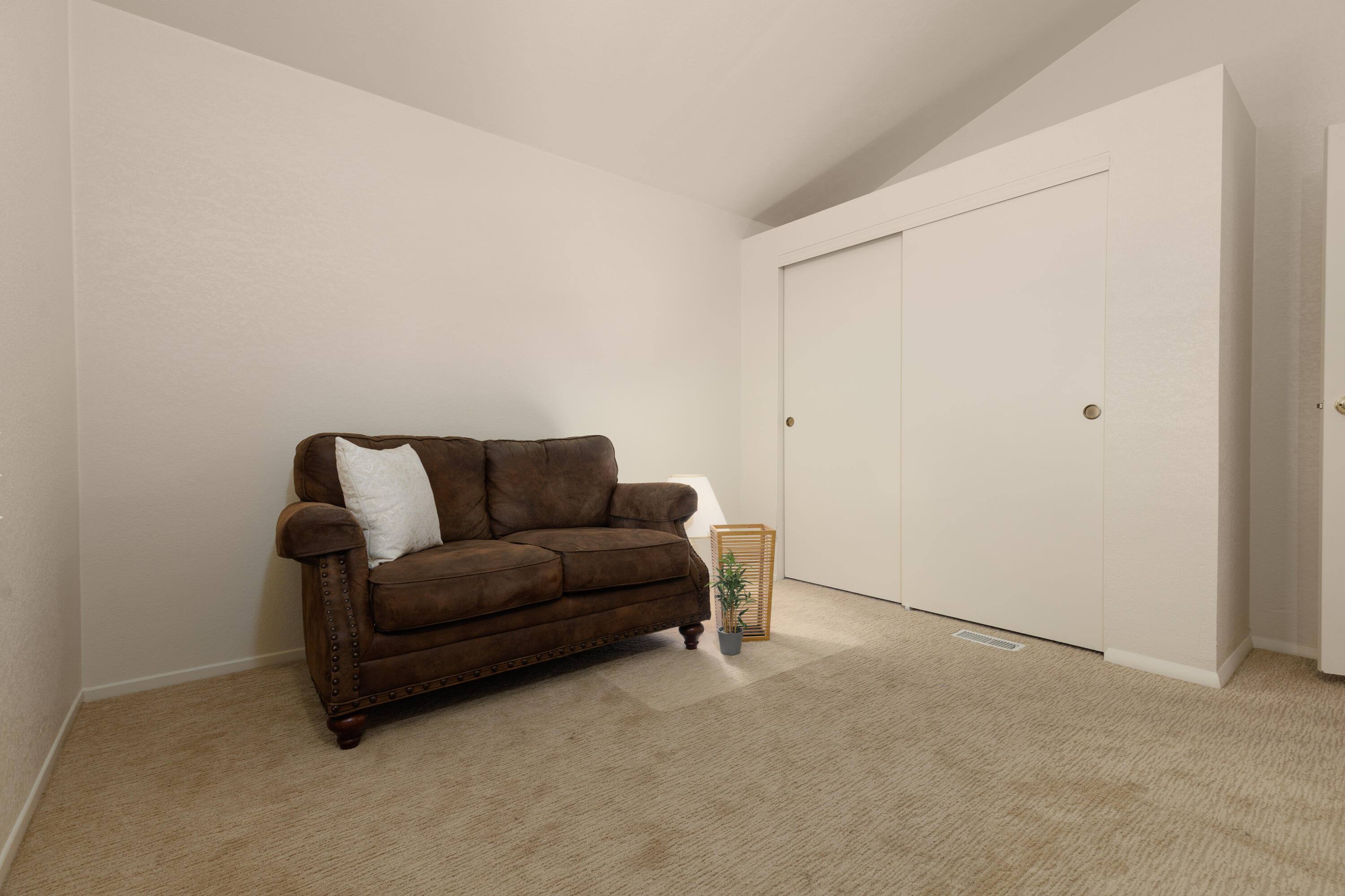 RAINBOW RIDGE MOBILE HOME PARK - Residential
