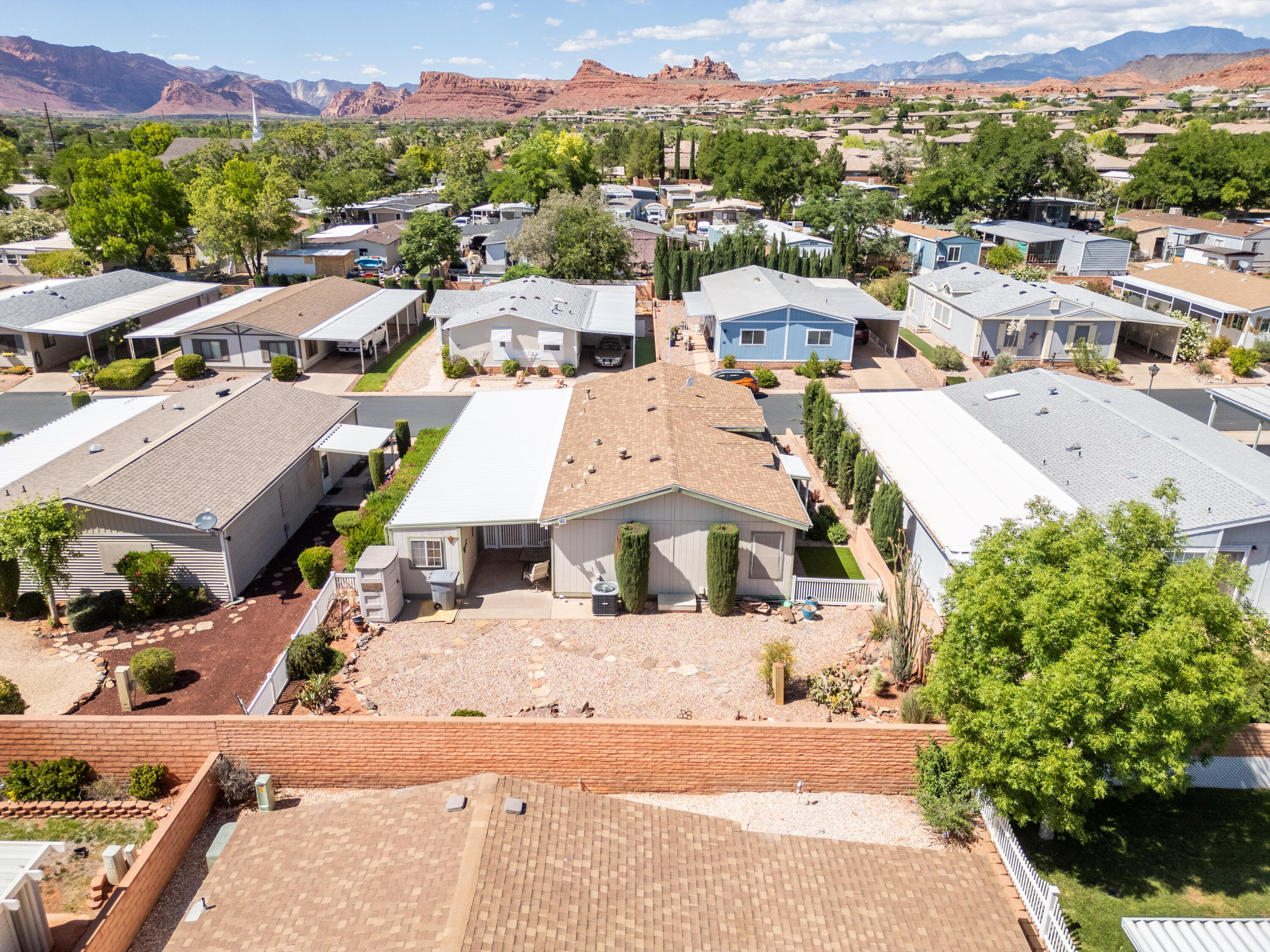 RAINBOW RIDGE MOBILE HOME PARK - Residential