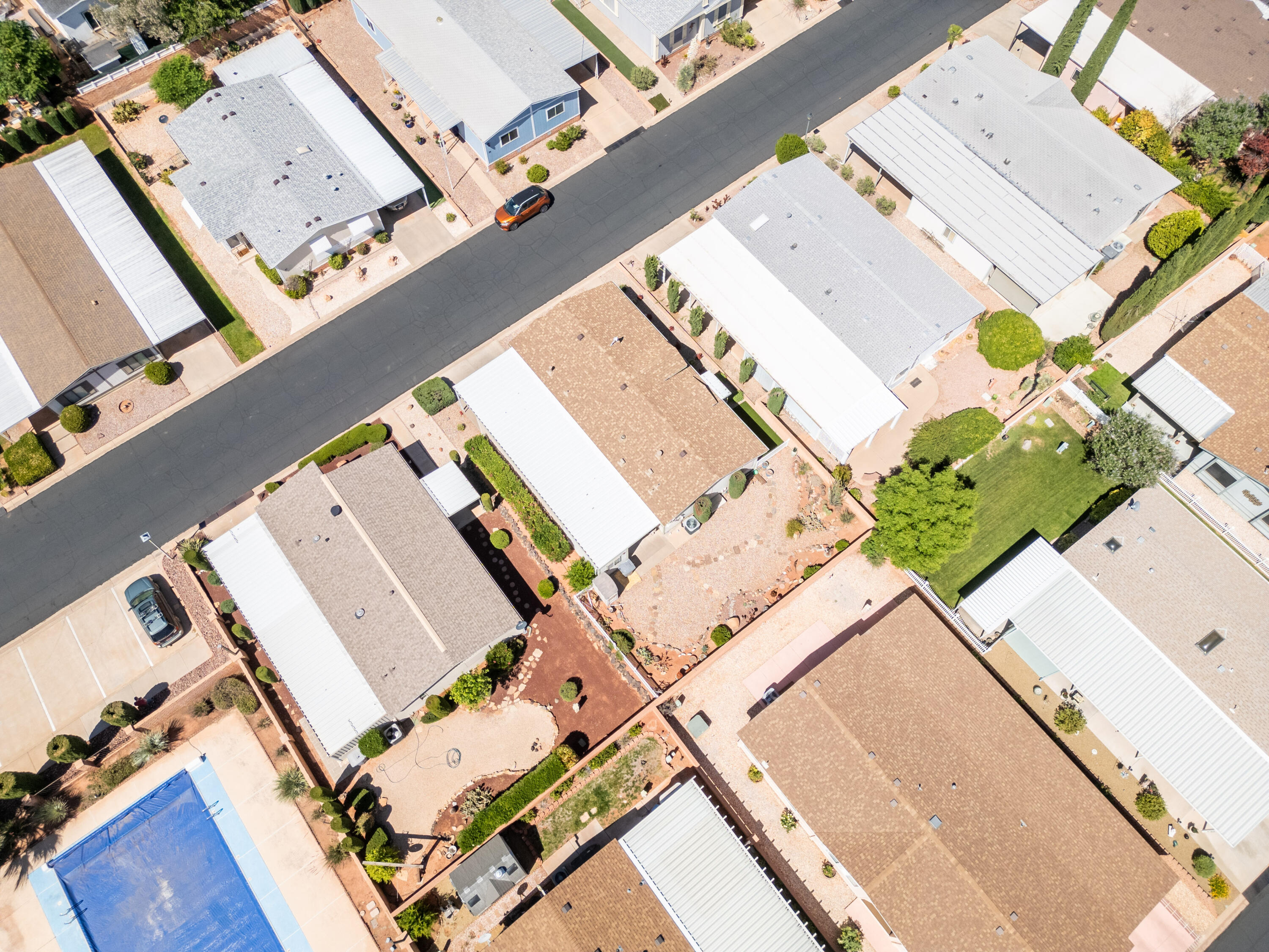 RAINBOW RIDGE MOBILE HOME PARK - Residential