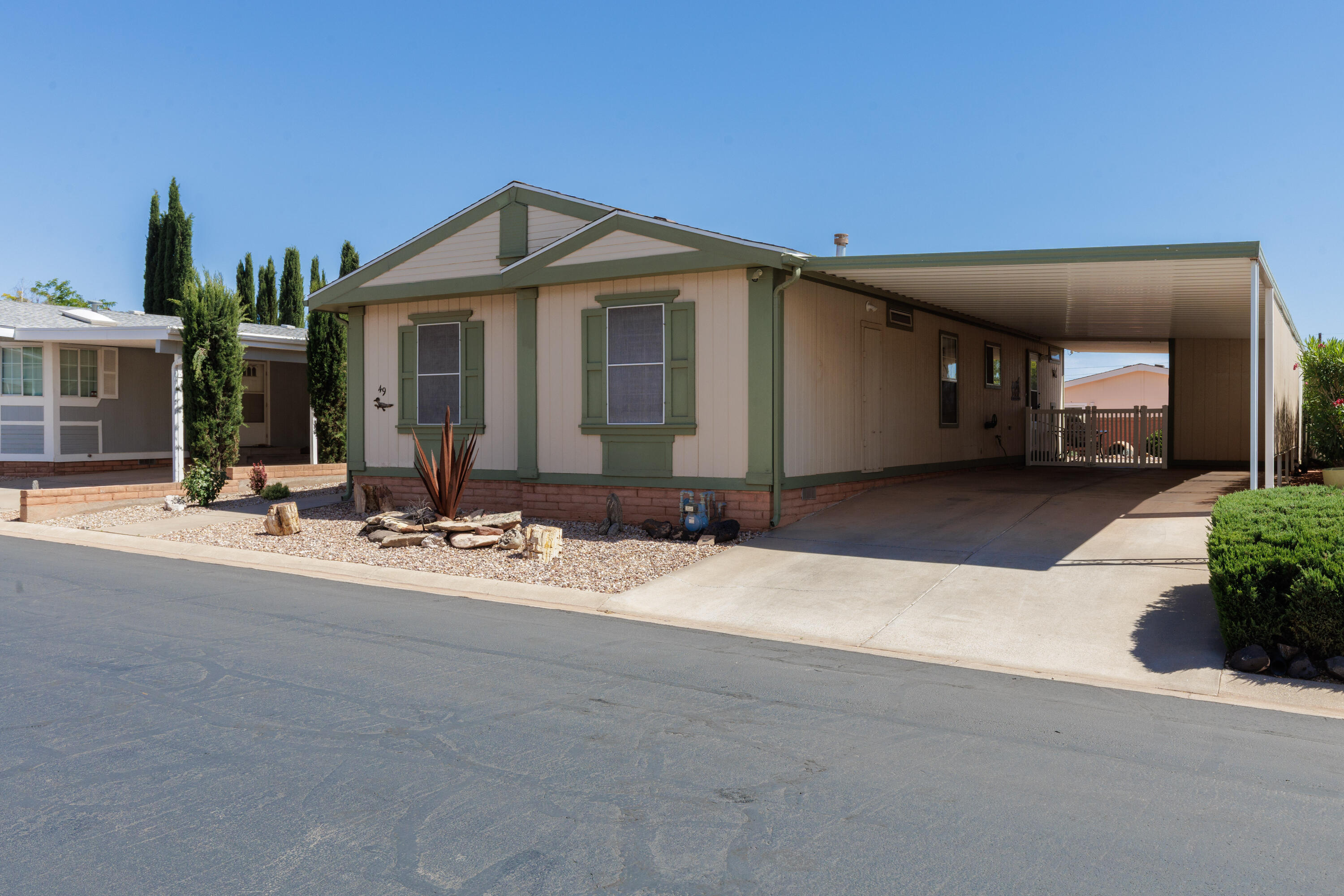 RAINBOW RIDGE MOBILE HOME PARK - Residential