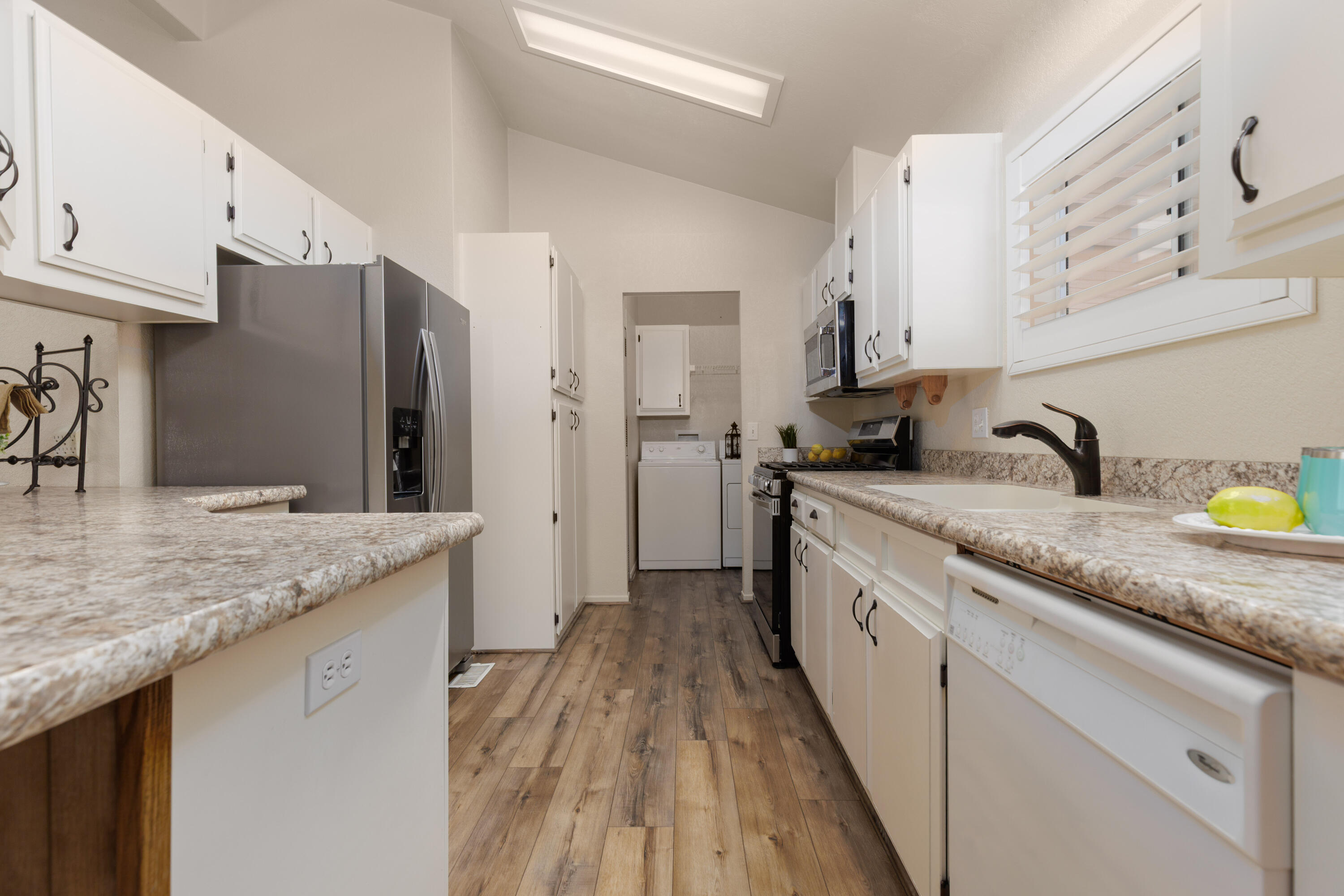RAINBOW RIDGE MOBILE HOME PARK - Residential