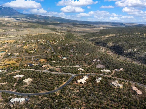 Tiny photo for 50 N Doe Valley CIR, Dammeron Valley, UT 84783 (MLS # 26-274870)