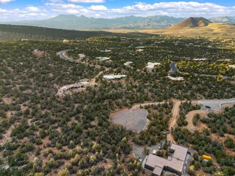 Tiny photo for 50 N Doe Valley CIR, Dammeron Valley, UT 84783 (MLS # 26-274870)