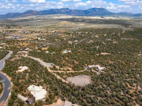 Tiny photo for 50 N Doe Valley CIR, Dammeron Valley, UT 84783 (MLS # 26-274870)
