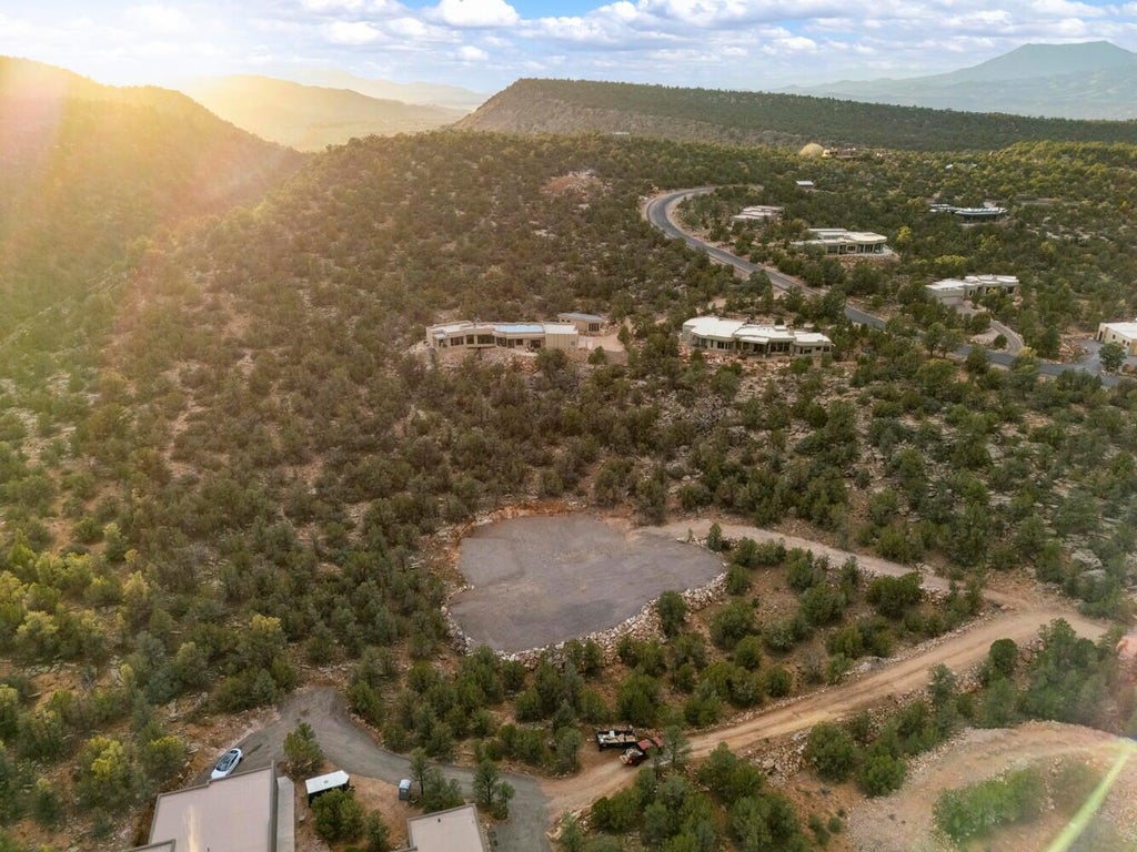 Photo of 50 N Doe Valley CIR, Dammeron Valley, UT 84783 (MLS # 26-274870)