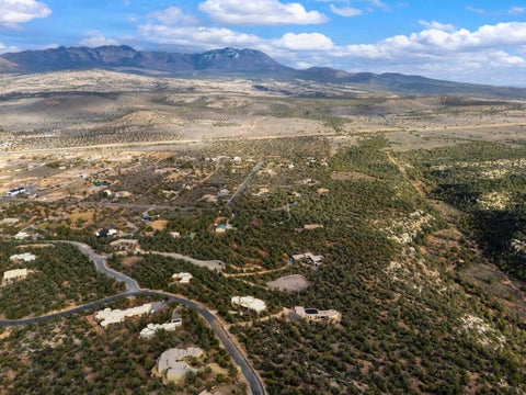 Tiny photo for 50 N Doe Valley CIR, Dammeron Valley, UT 84783 (MLS # 26-274870)