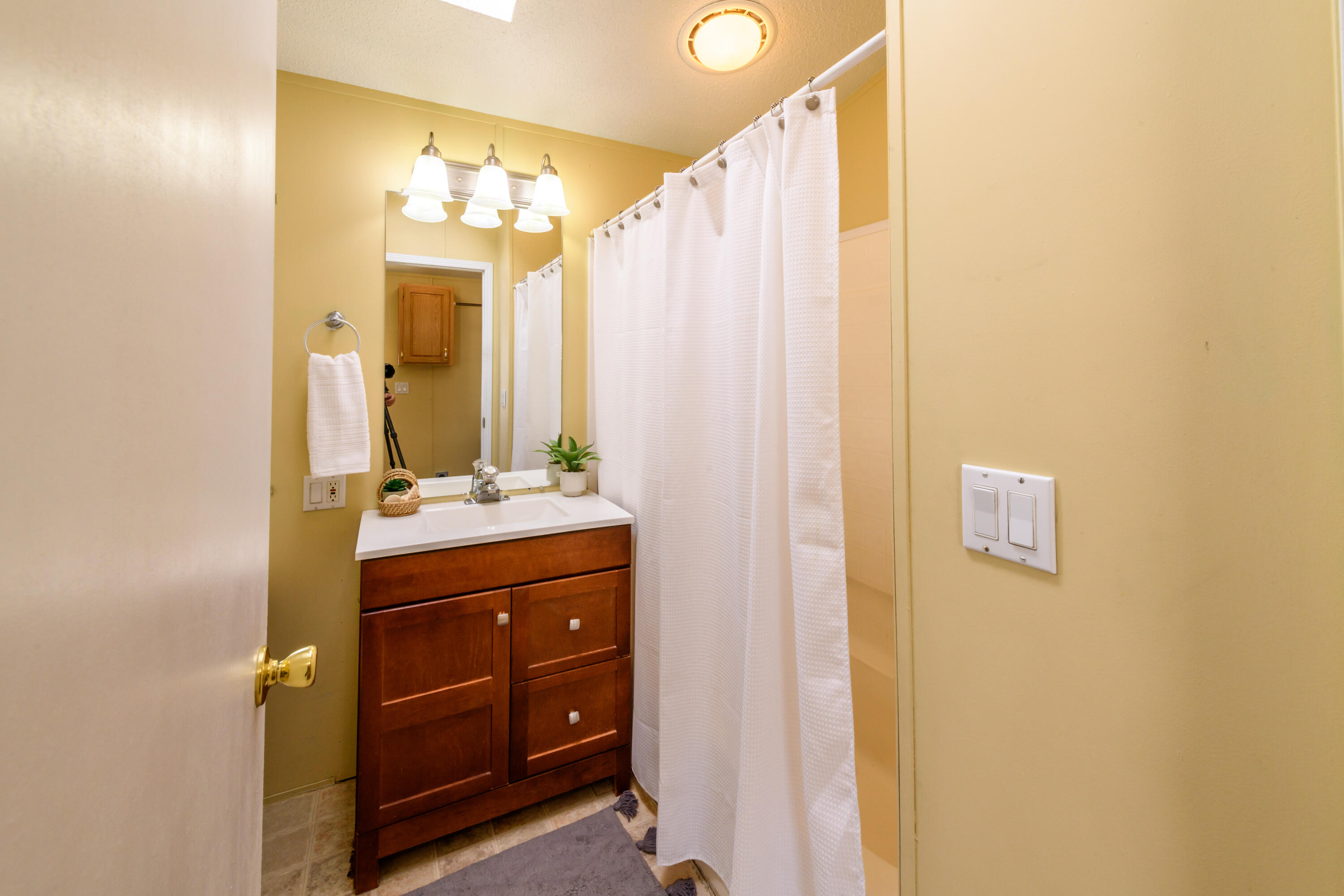 QUAIL LAKE ESTATES - Residential