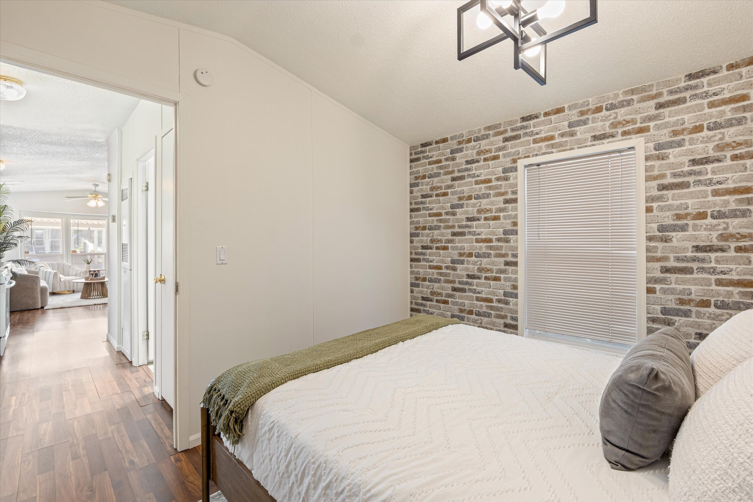 QUAIL LAKE ESTATES - Residential