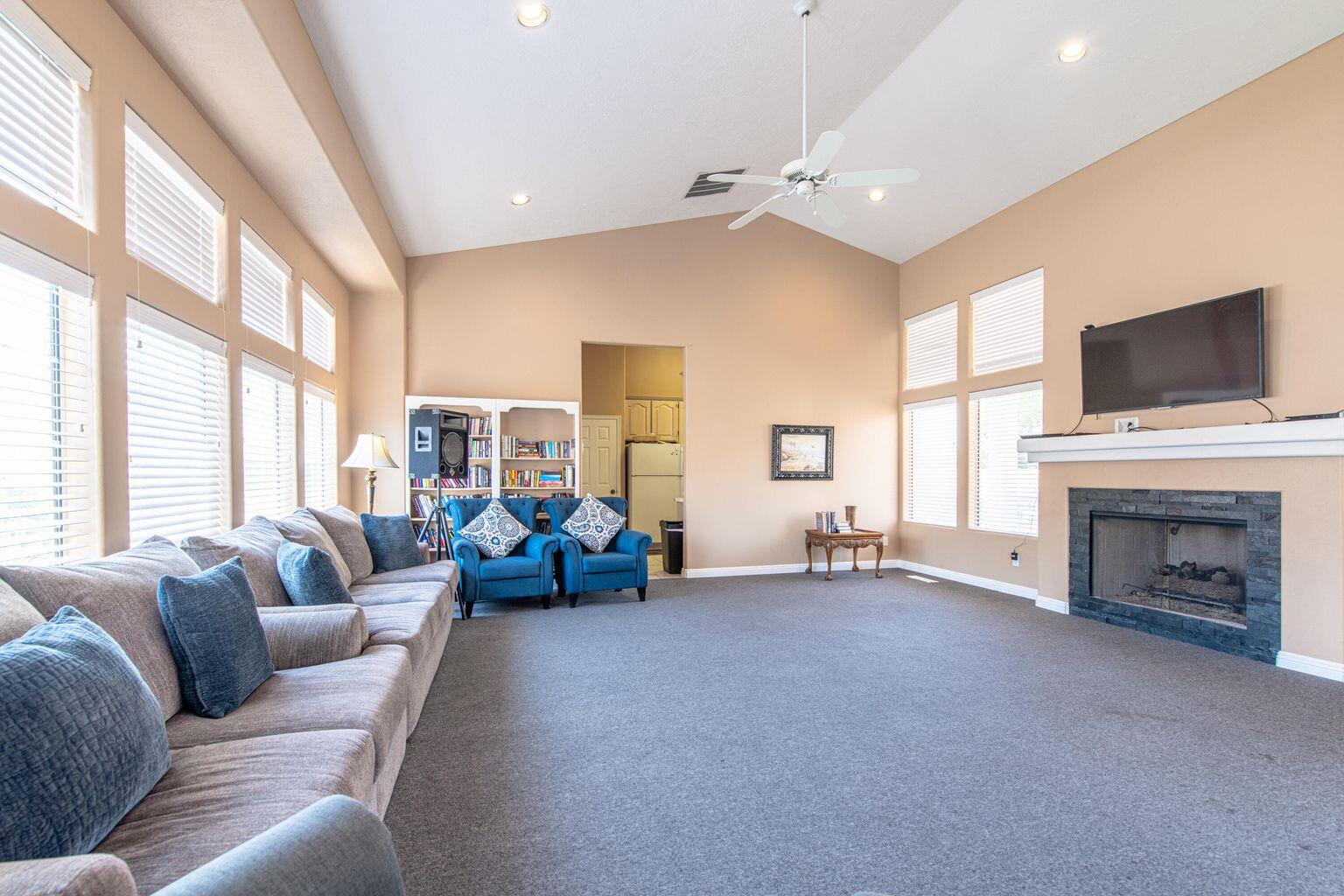 VISTA DEL SOL TOWNHOMES - Residential