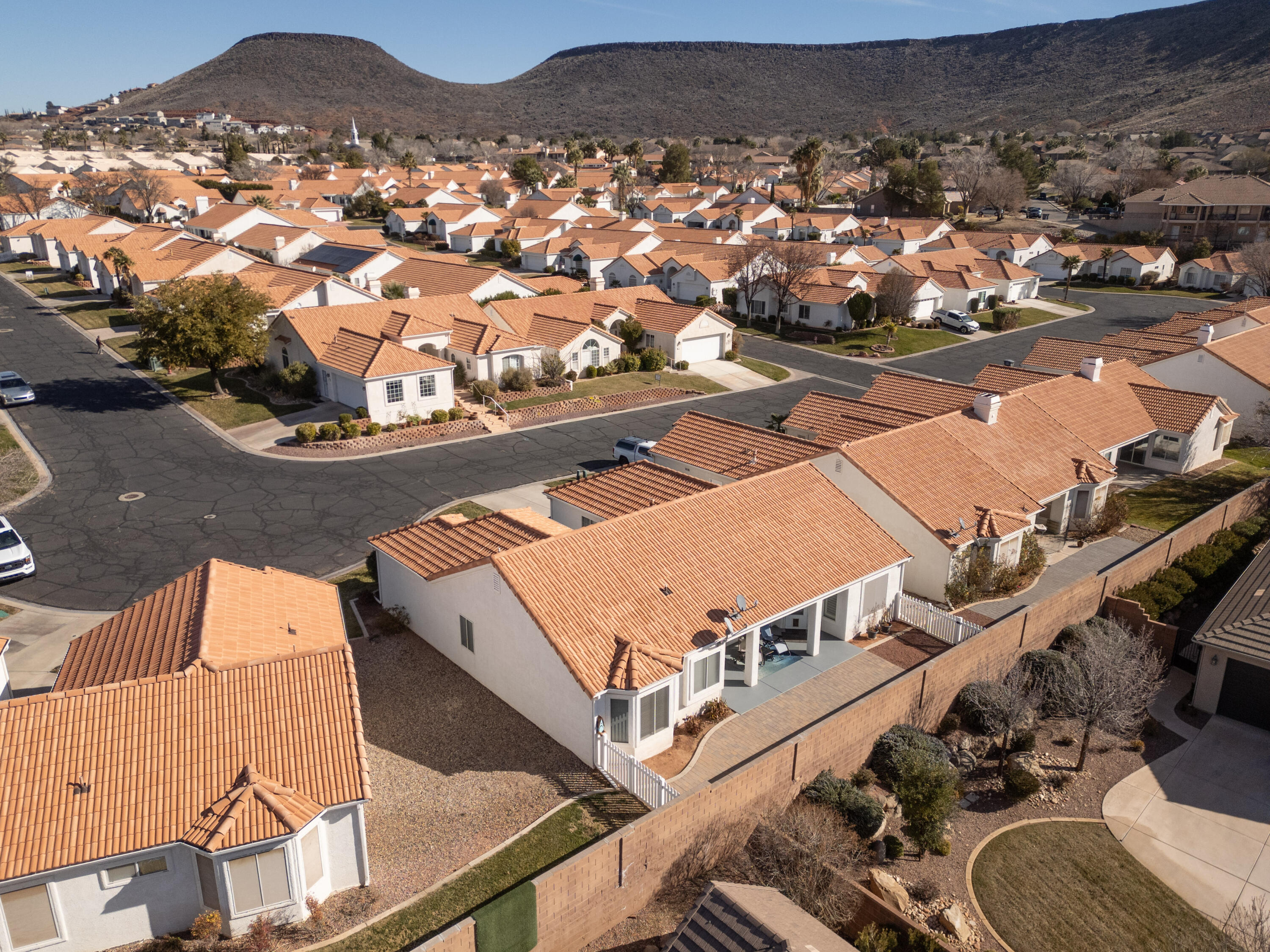 VISTA DEL SOL TOWNHOMES - Residential