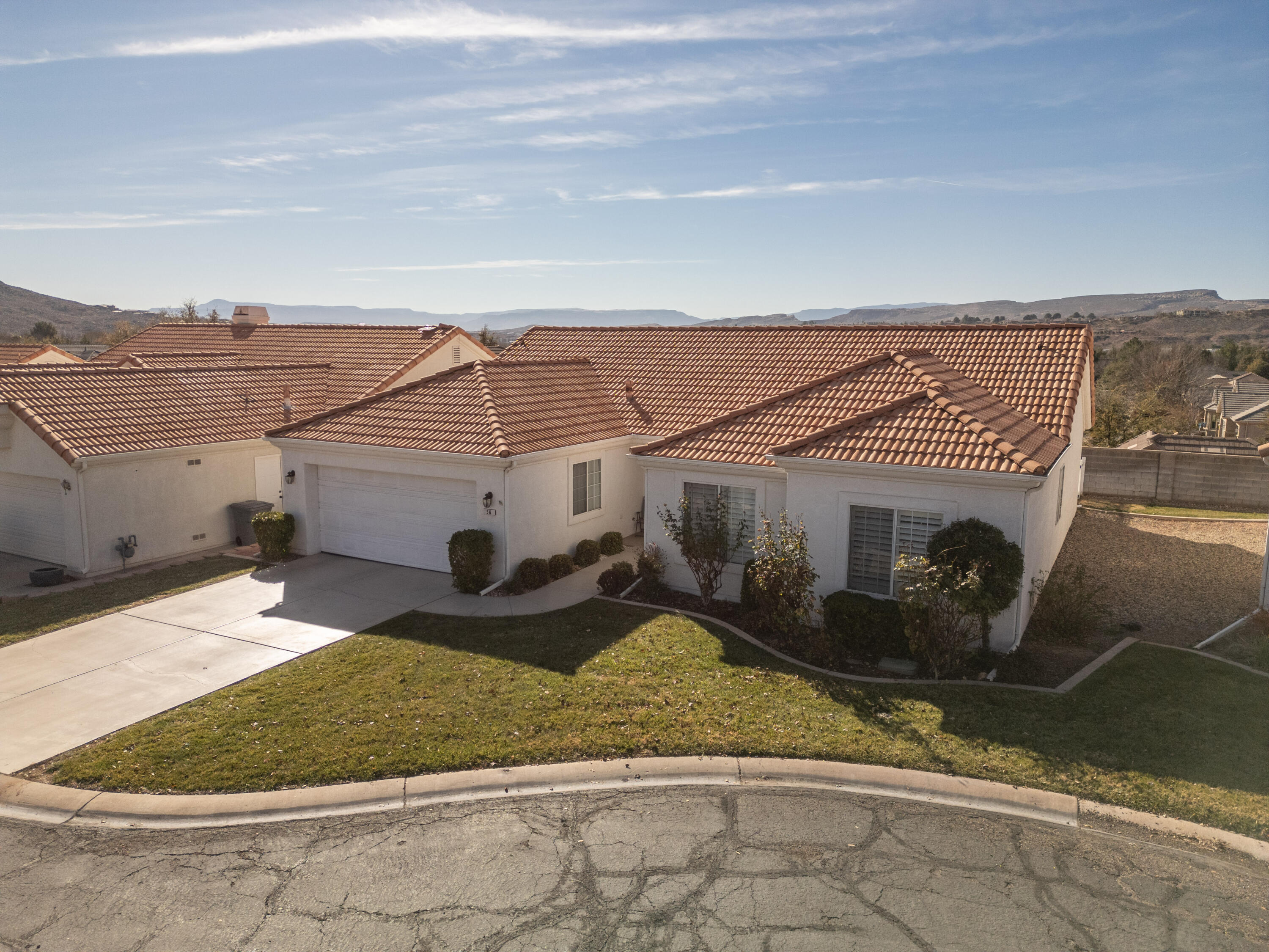 VISTA DEL SOL TOWNHOMES - Residential