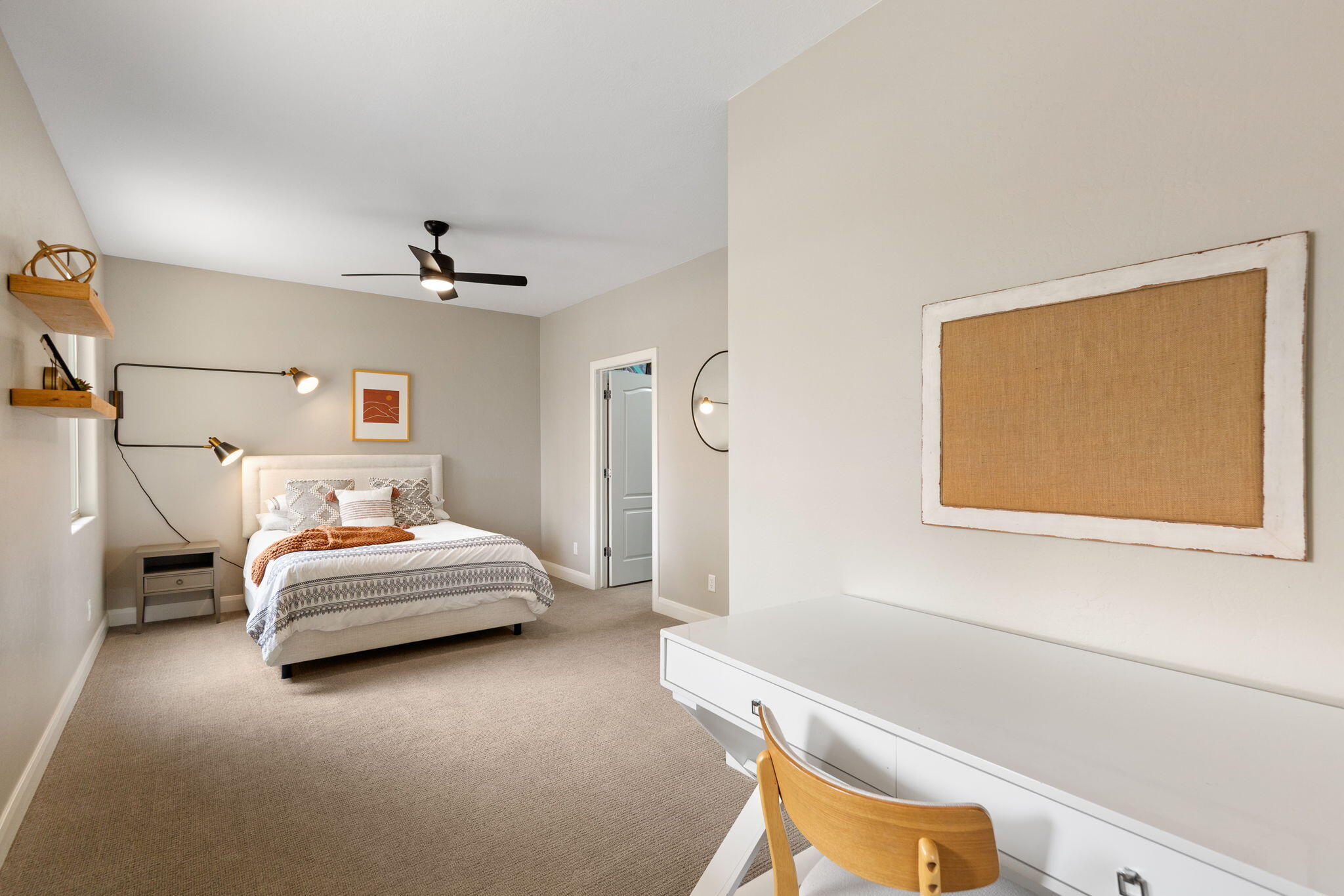 BLOOMINGTON HILLS - Residential