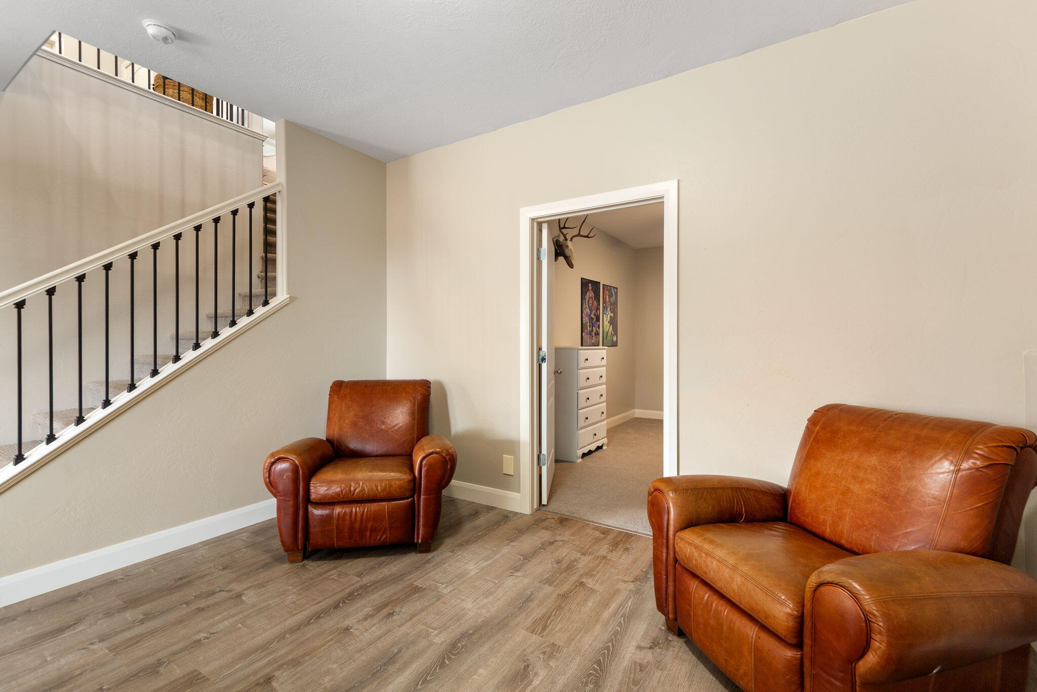 BLOOMINGTON HILLS - Residential