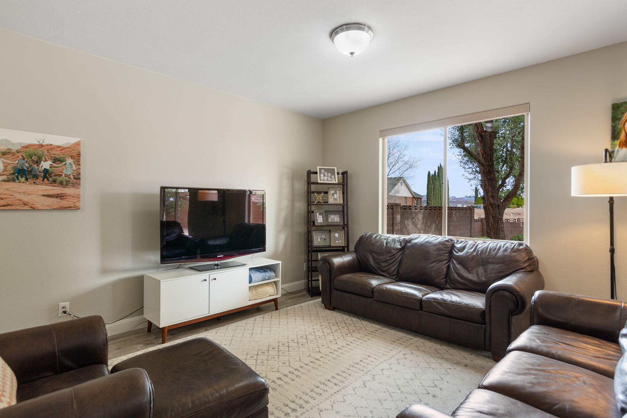 BLOOMINGTON HILLS - Residential