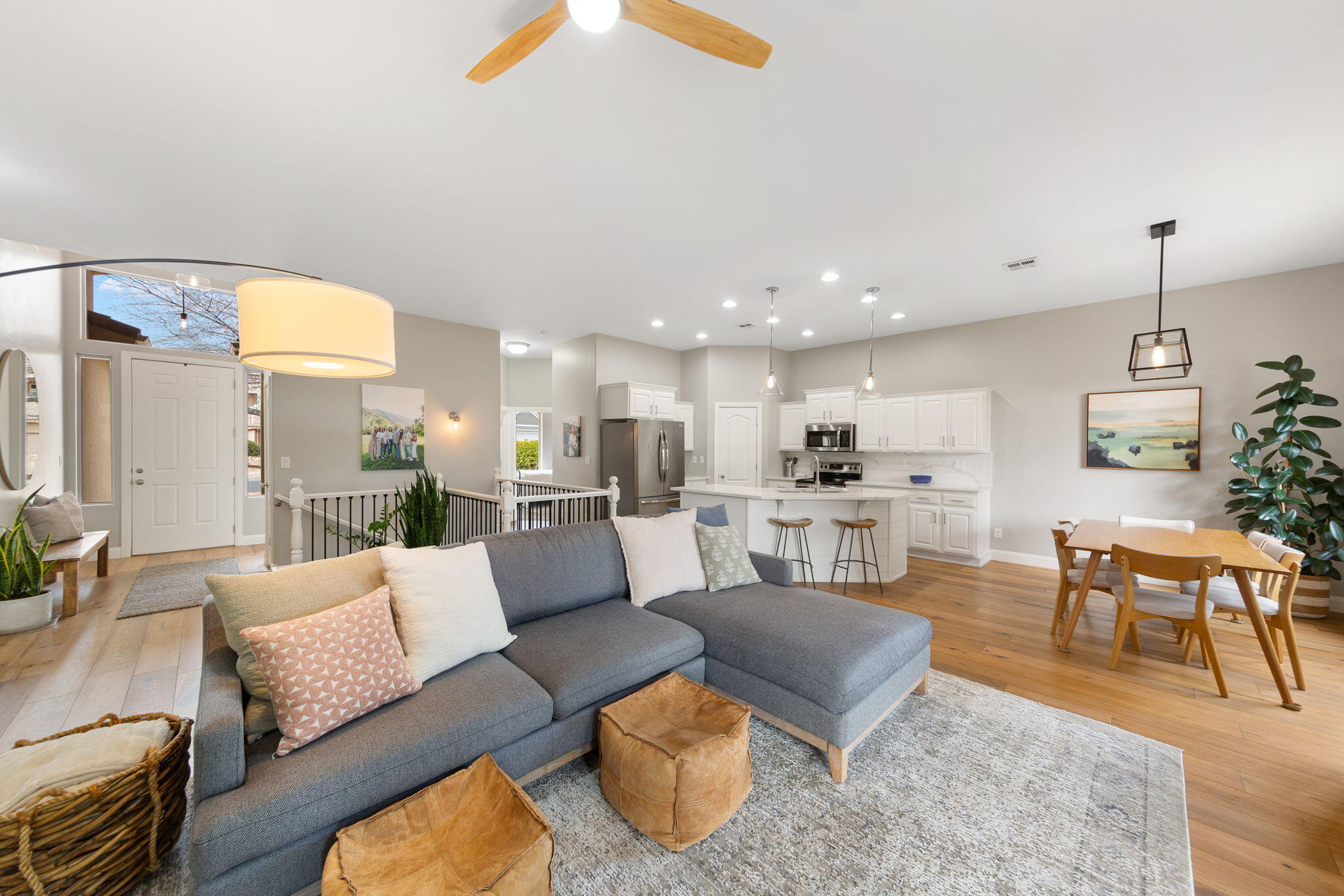 BLOOMINGTON HILLS - Residential