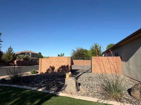 Tiny photo for 3244 S 240 W, Washington, UT 84780 (MLS # 26-271408)