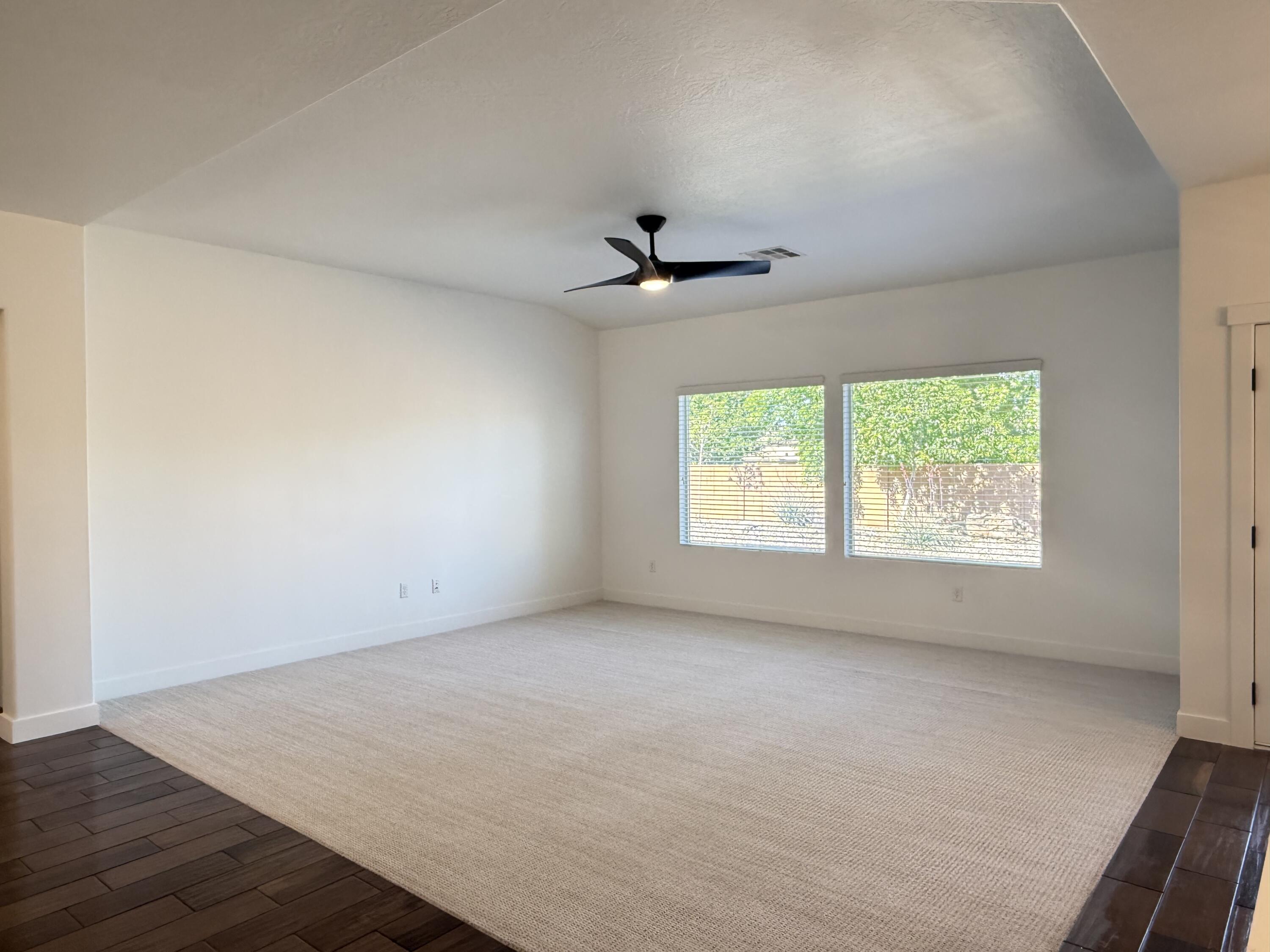 DAYBREAK PARK - Residential