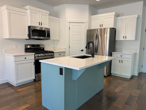 Tiny photo for 3244 S 240 W, Washington, UT 84780 (MLS # 26-271408)