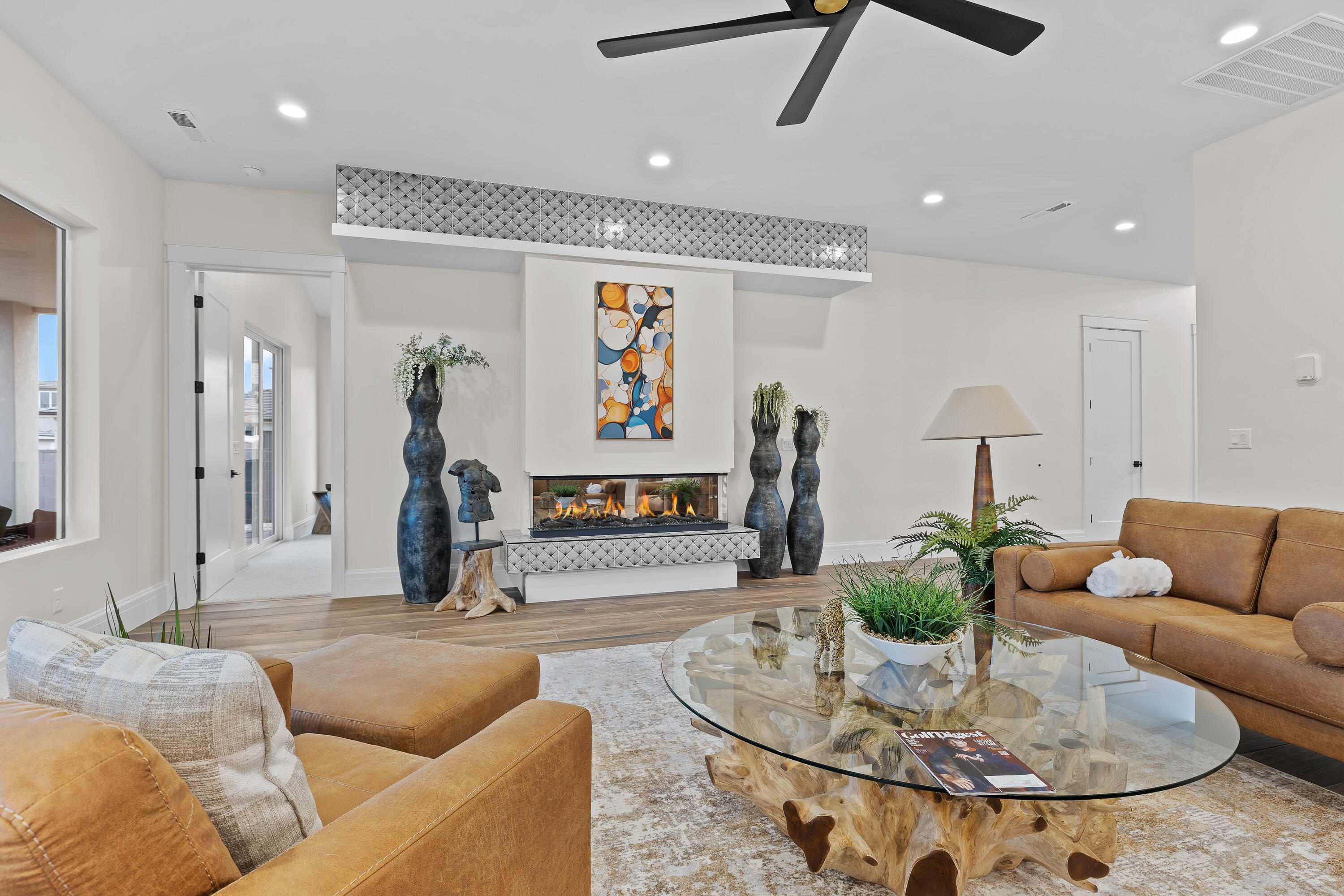 FALCON RIDGE - Residential