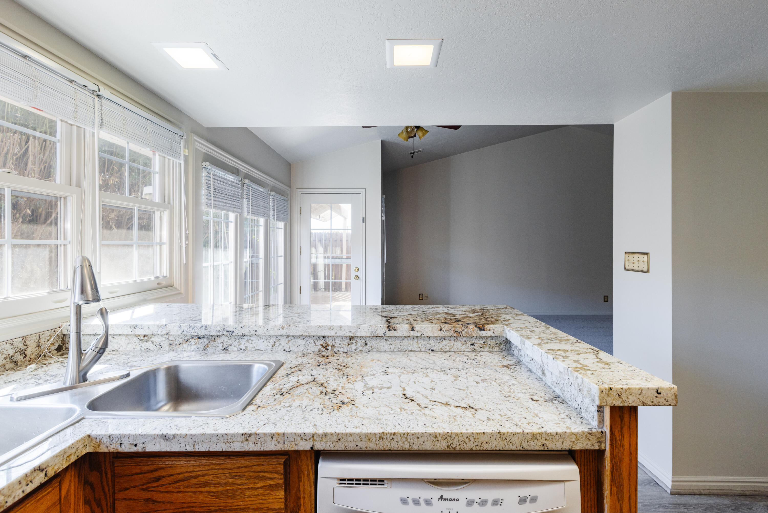 RED CANYON TOWNHOMES - Residential