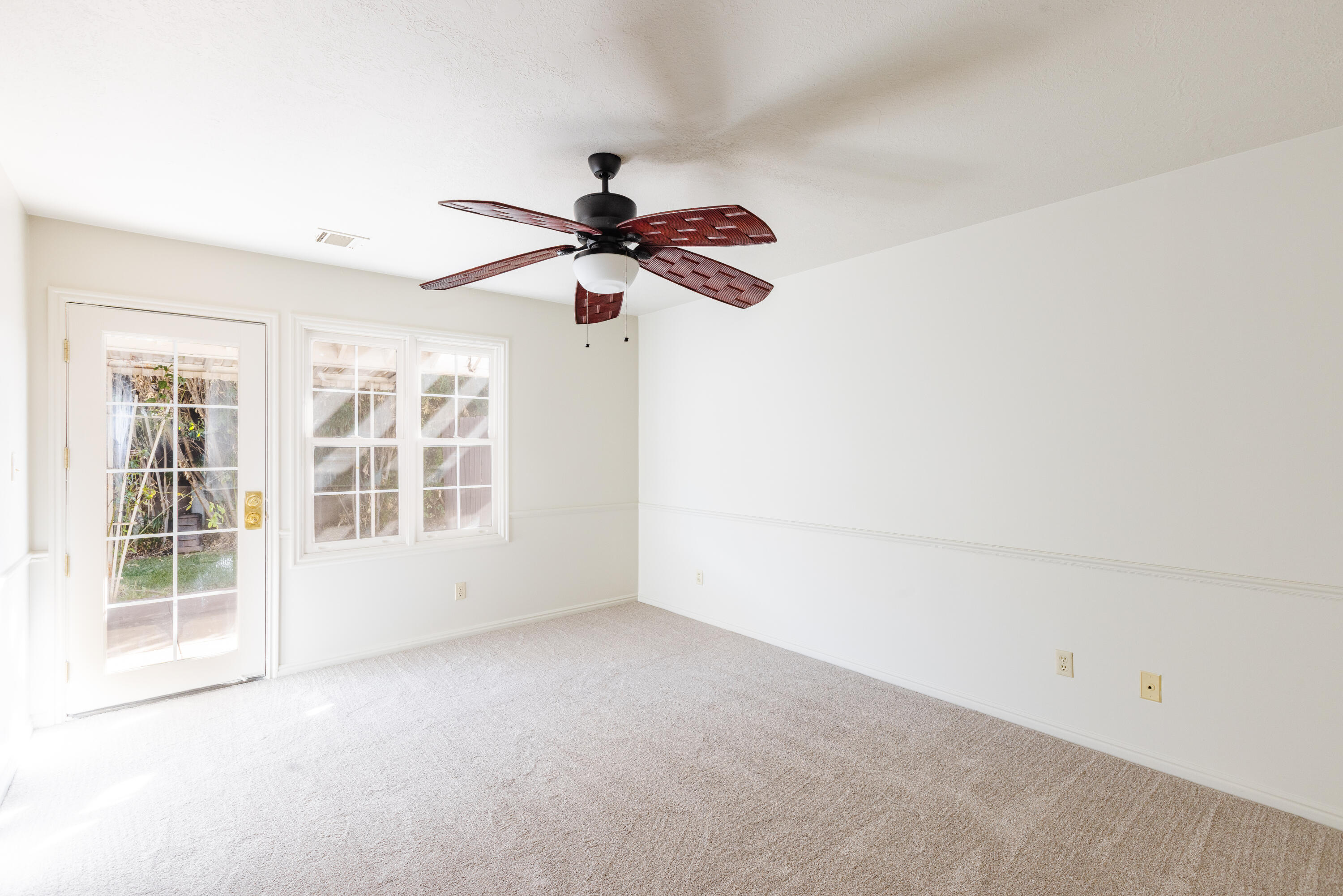 RED CANYON TOWNHOMES - Residential